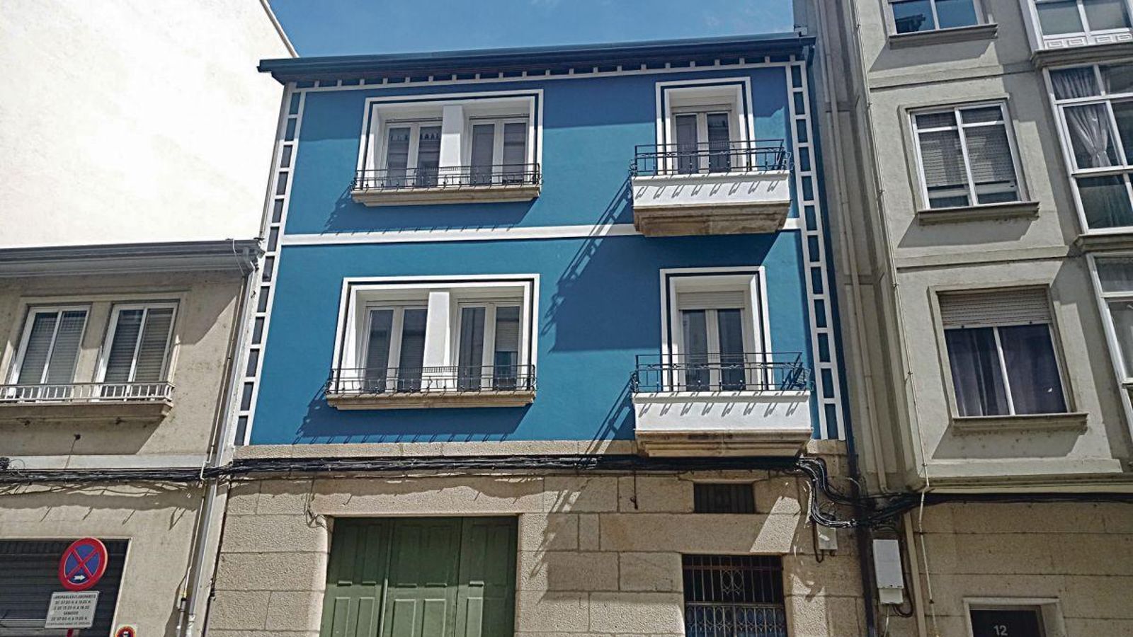 El edificio se acondiciona ahora para destinarlo a pisos turísticos.