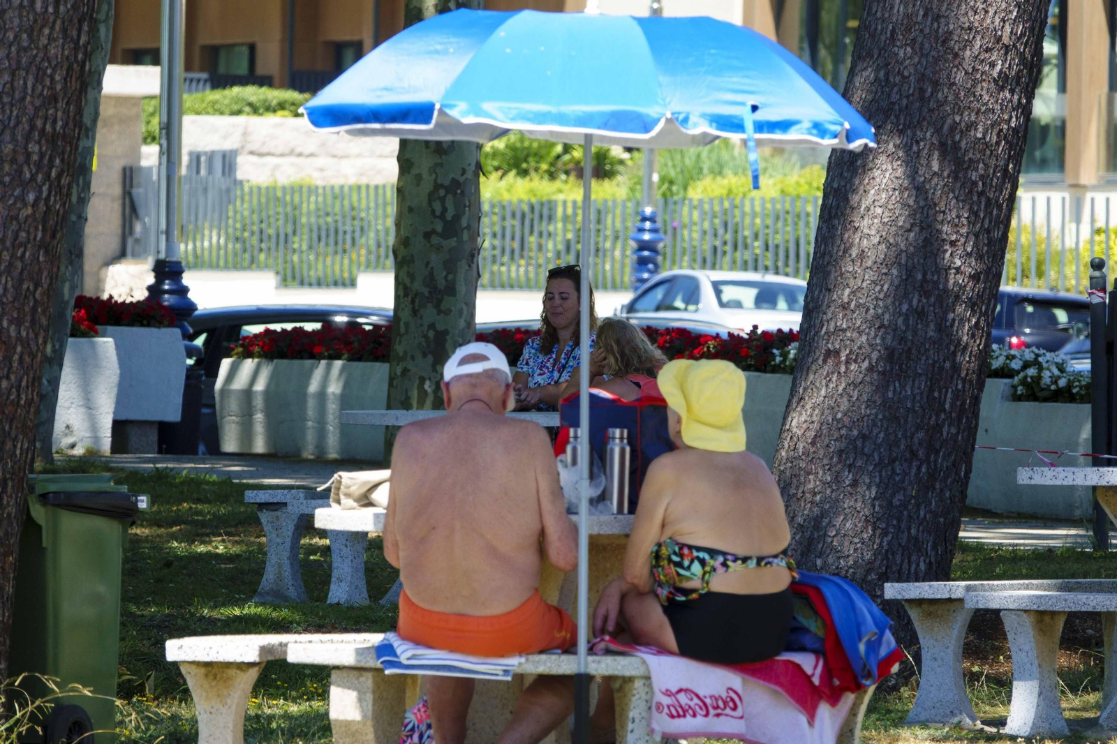 Las playas y parques mostraron este jueves buena afluencia, con temperaturas muy veraniegas