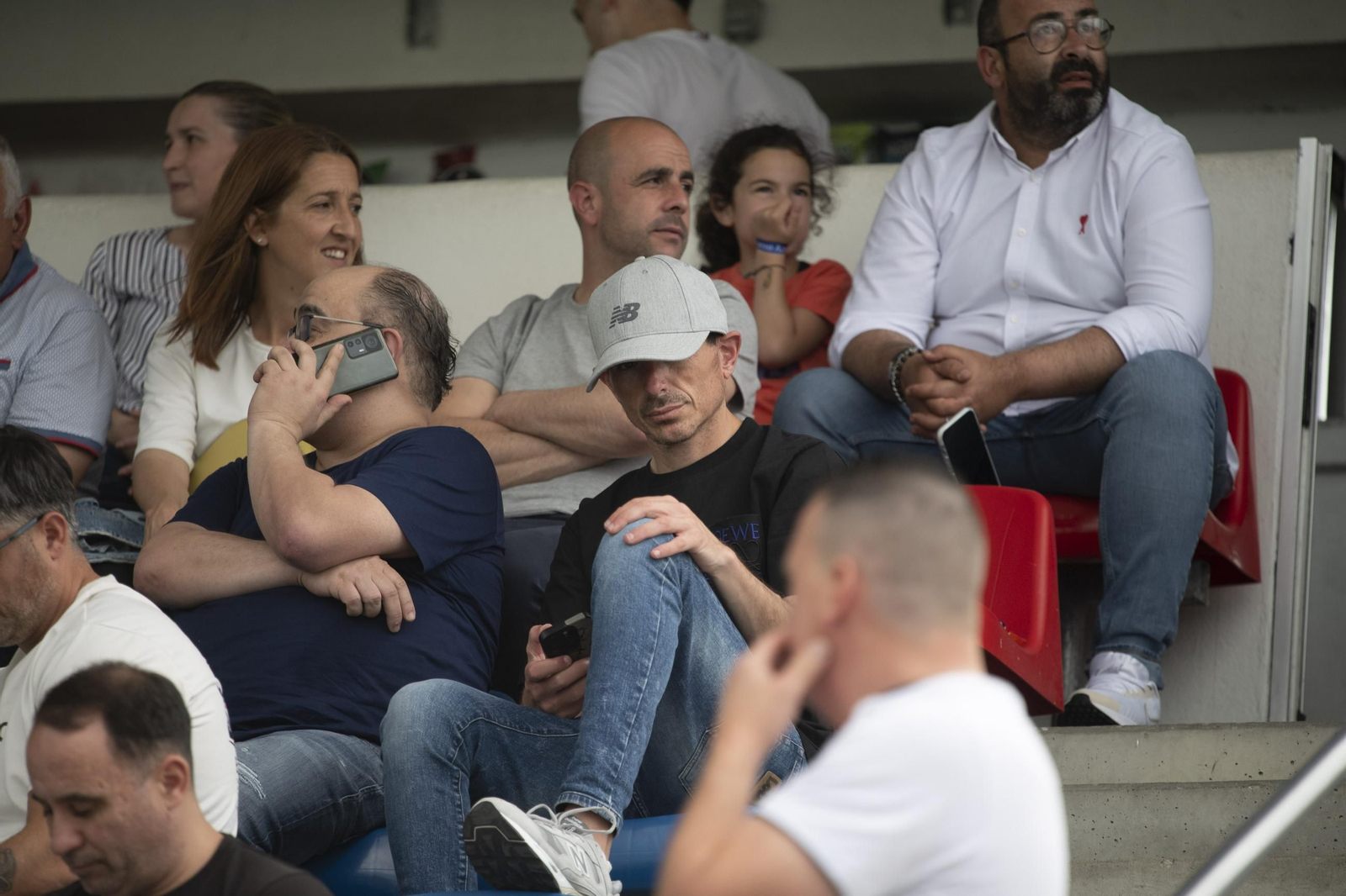 Galería | La tristeza invade O Couto con el descenso del Ourense CF
