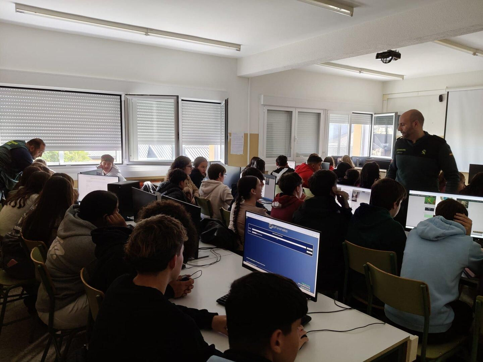 Alumnos del IES Lauro Olmo.