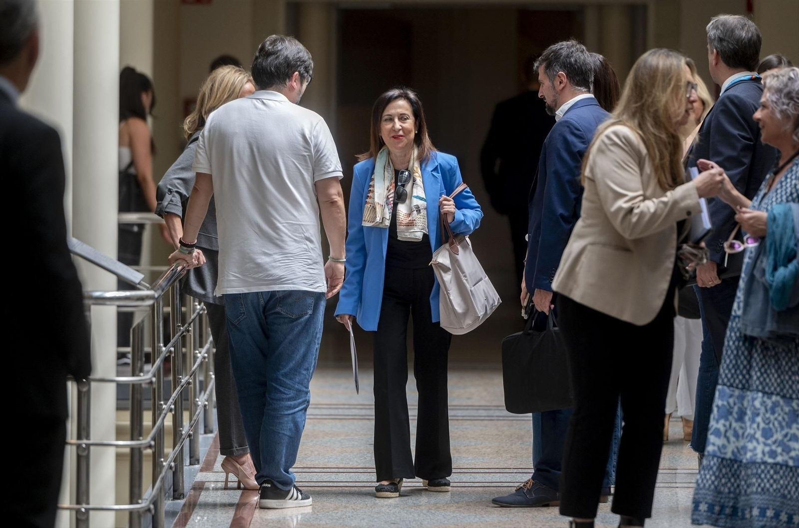 La ministra de Defensa, Margarita Robles, a su llegada a una sesión de control al Gobierno en el Senado, a 27 de mayo de 2025.