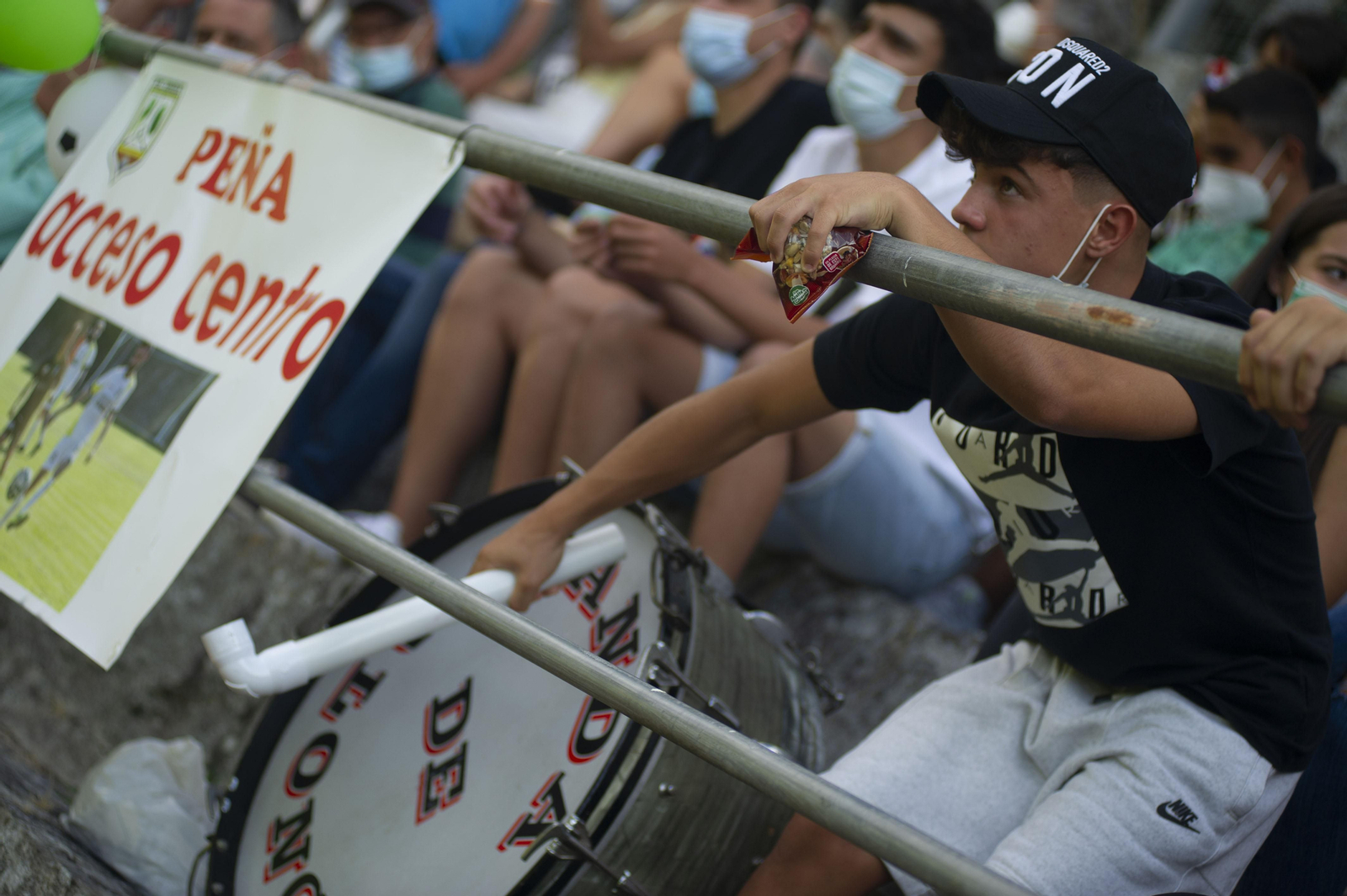 Fiesta del Arnoia por su ascenso.