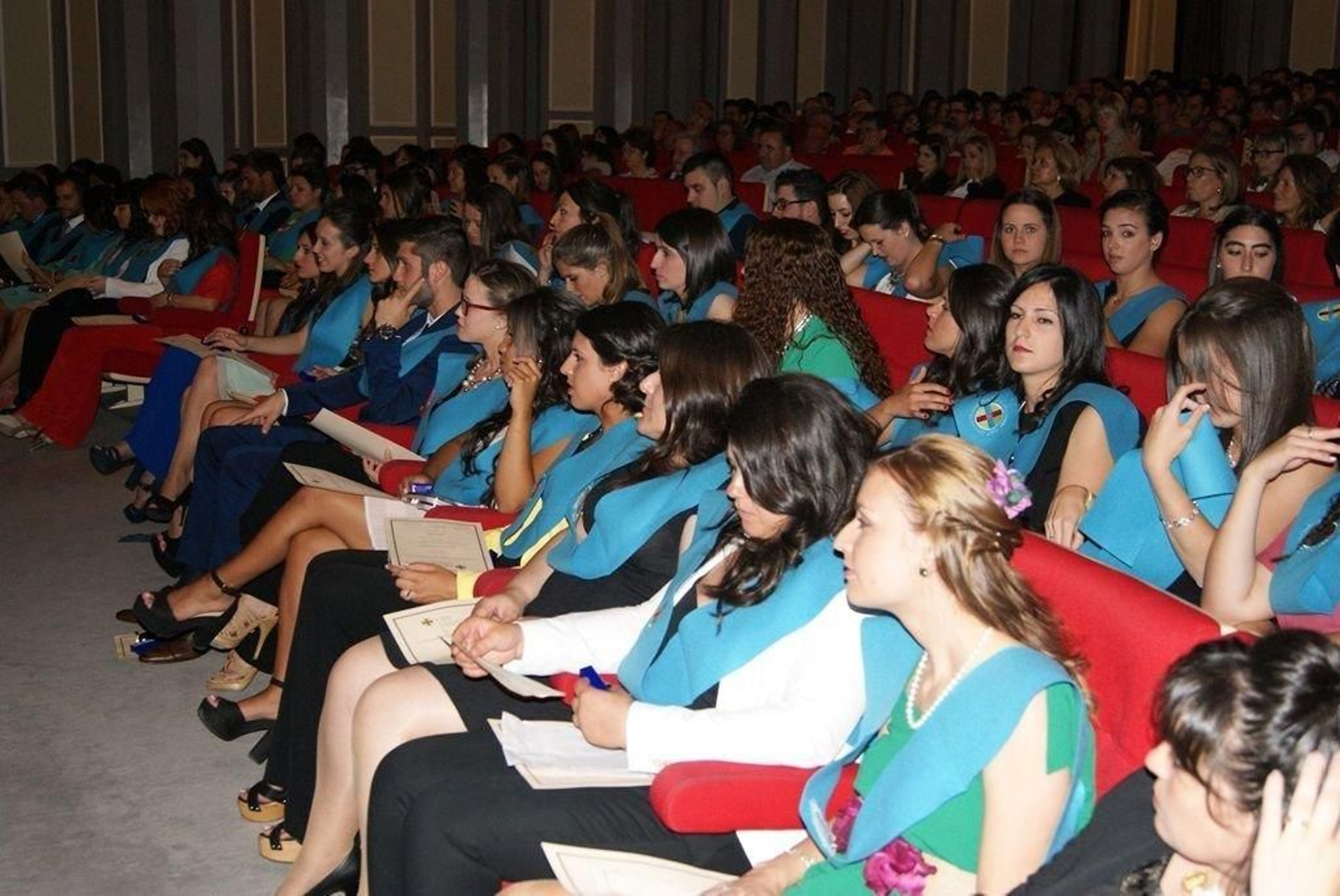 Graduación de 86 alumnos de la Escuela de Magisterio