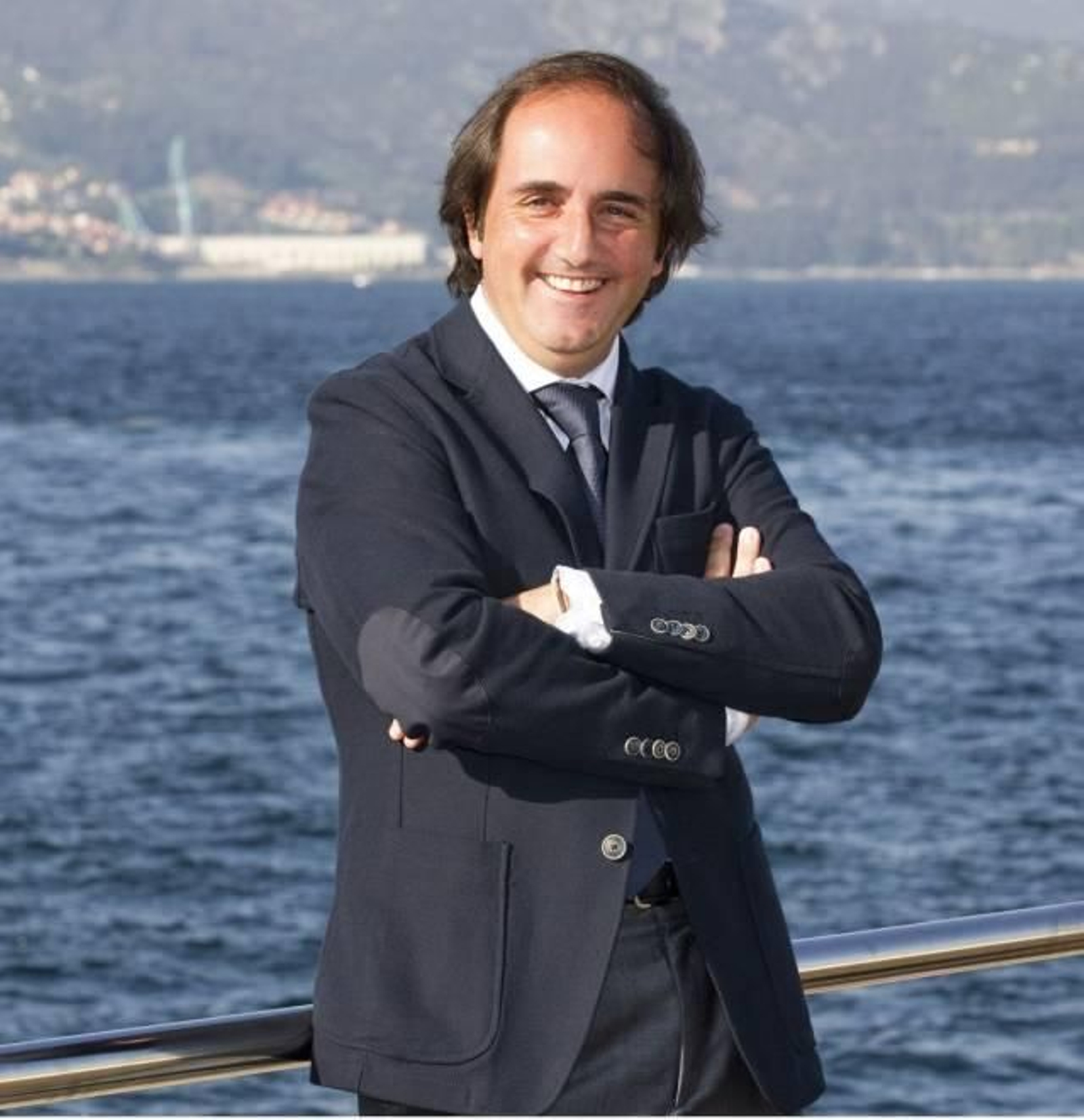PP, Antonio Bernárdez, El último concejal del PP, hasta ahora era el asesor del grupo municipal del PP de Vigo.