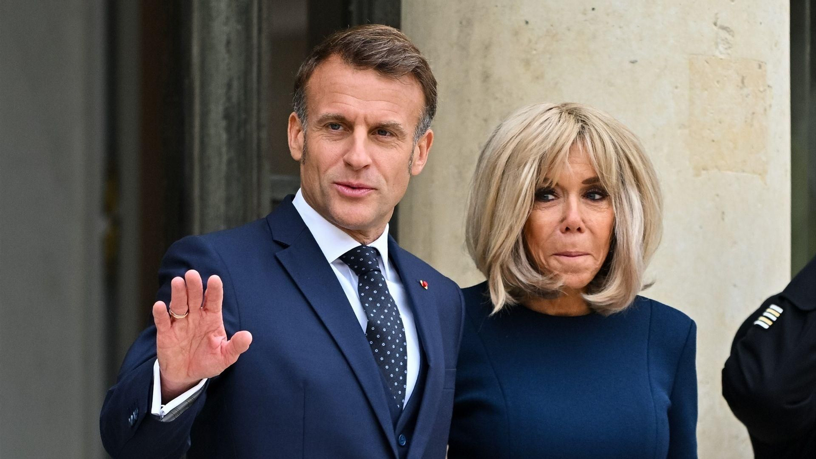 El presidente de Francia, Emmanuel Macron, junto a su mujer, Brigitte Macron.