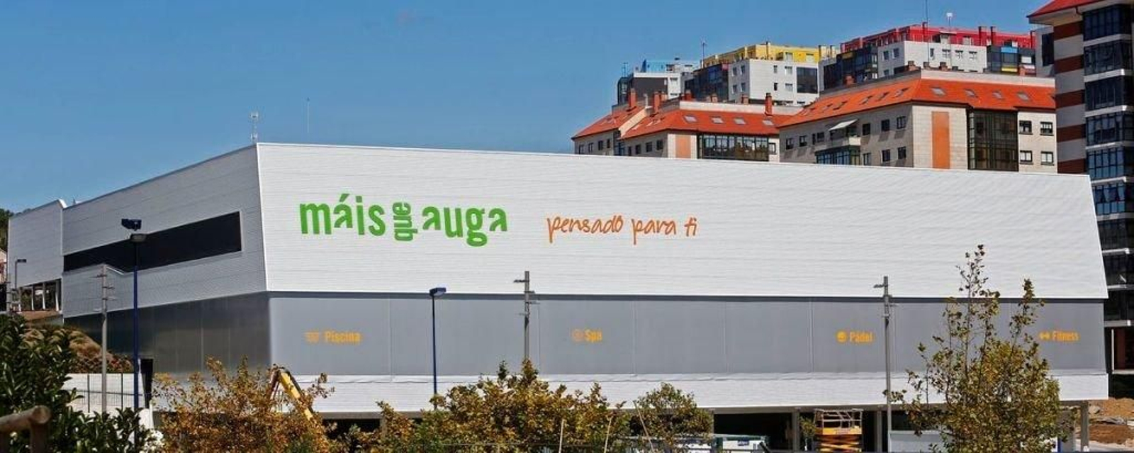 El complejo deportivo de Navia ha sido  galardonados en la categoría de no residenciales.