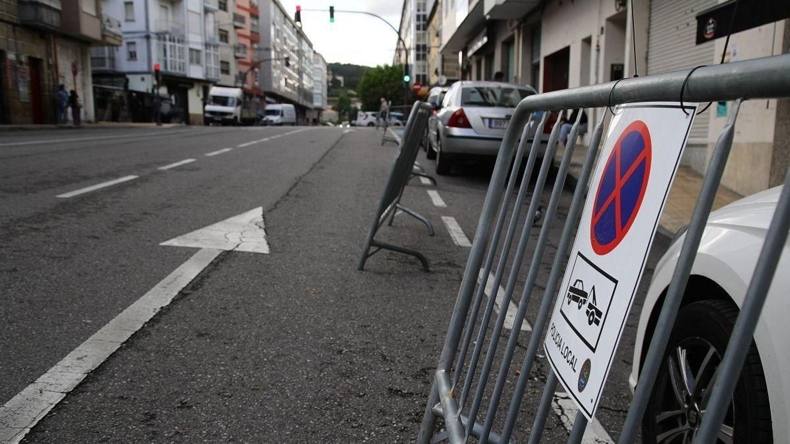 Vallas en los aparcamientos de O Couto