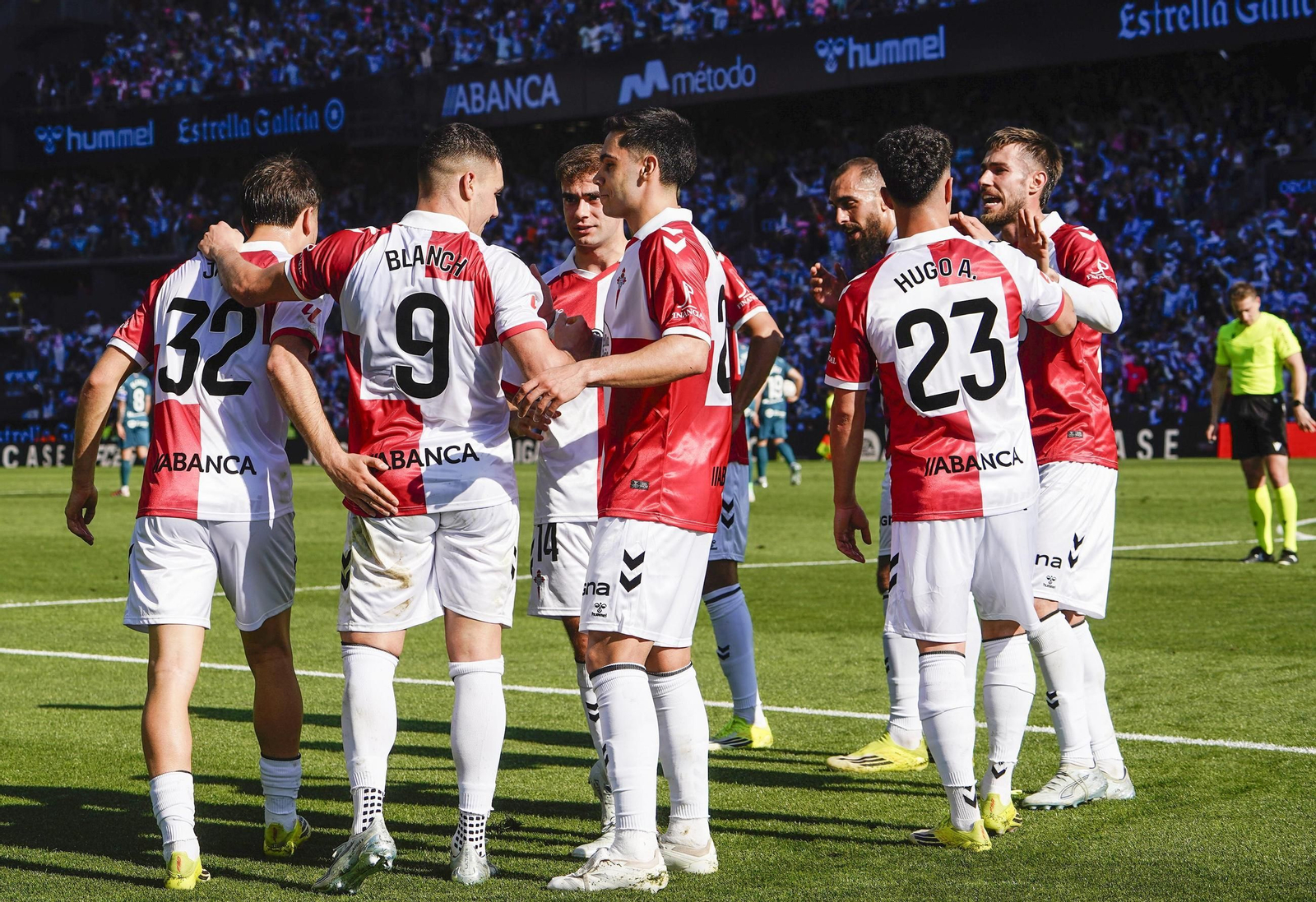 Galería | El Celta y el Alavés se miden en Balaídos