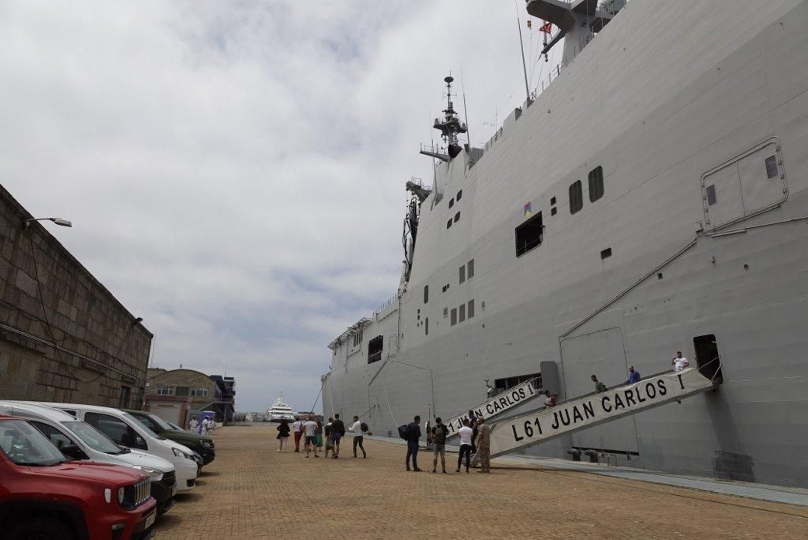 El portaviones Juan Carlos I en Vigo  (46) (1024x684)