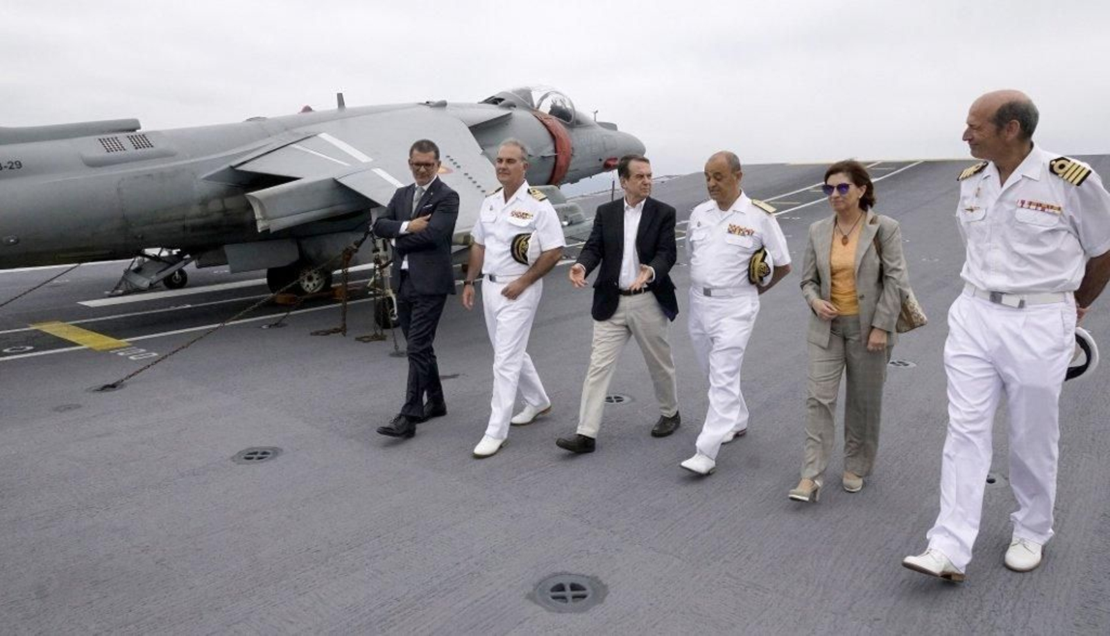 El portaviones Juan Carlos I en Vigo  (18) (1024x587)