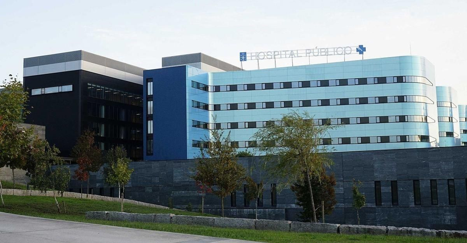 El nuevo hospital vigués se construyó entre los años 2010 y 2015.