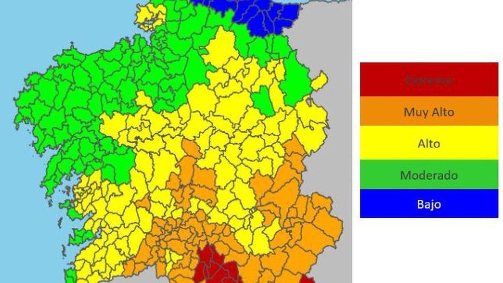 El mapa de la alerta por incendios de este fin de semana. Ourense, en riesgo, el resto, mucho menor.