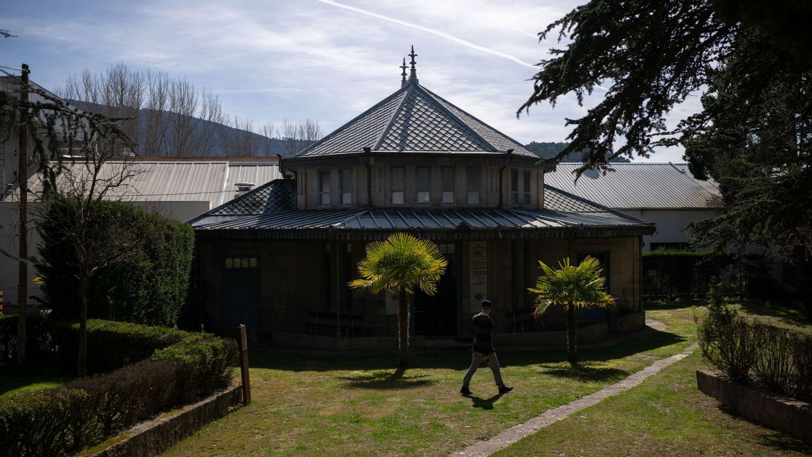 Antiguo pabellón de aguas o "bouvette" de Cabreiroá.