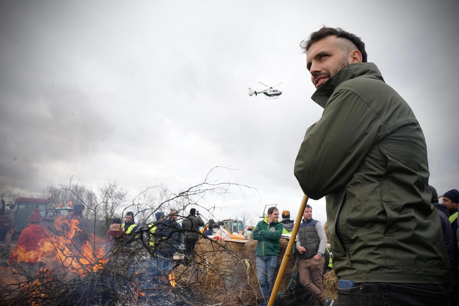 Galería | Las protestas de los tractoristas en la A-52 contra el acuerdo comercial con Mercosur, en imágenes