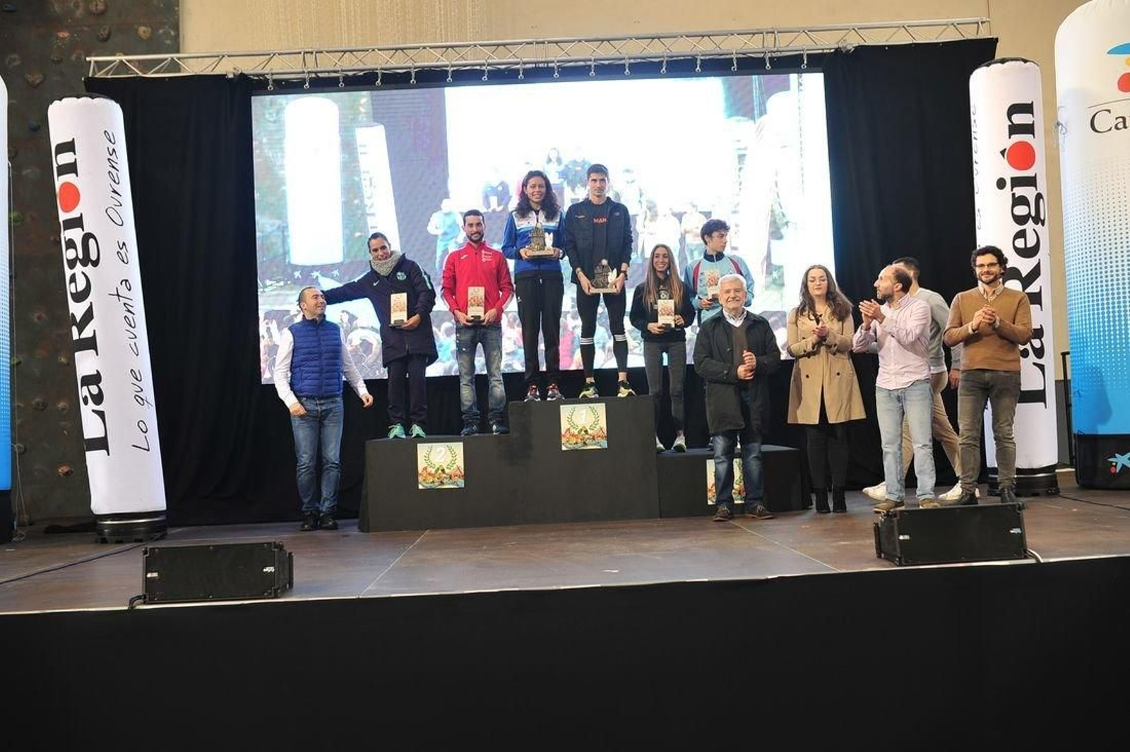 Ganadores Absolutos:  2º Esther Navarrete, Iván Roade; ; 1º Joselyn Brea, Alejandro Fernández;  3º Marta Casanova, Fernando Rial. (Foto: José Paz)