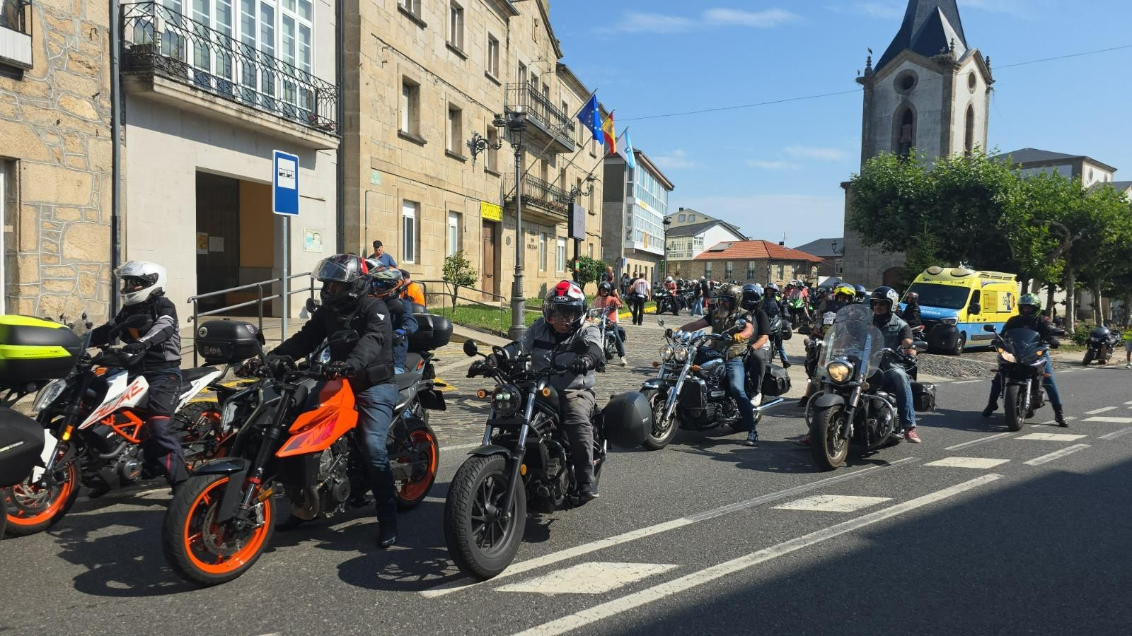 Galería | La XXI Concentración Mototurística reúne a cerca de 400 inscritos en A Pobra de Trives