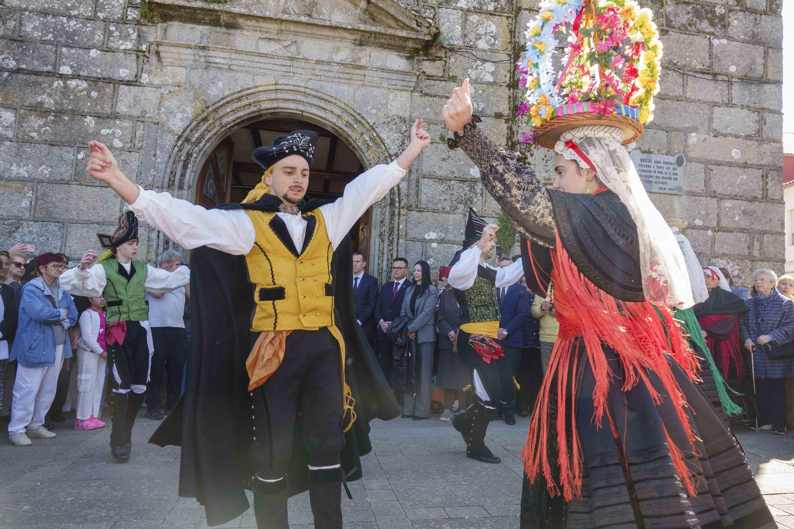 Galería | La Procesión del Encuentro de Bouzas despide la Semana Santa