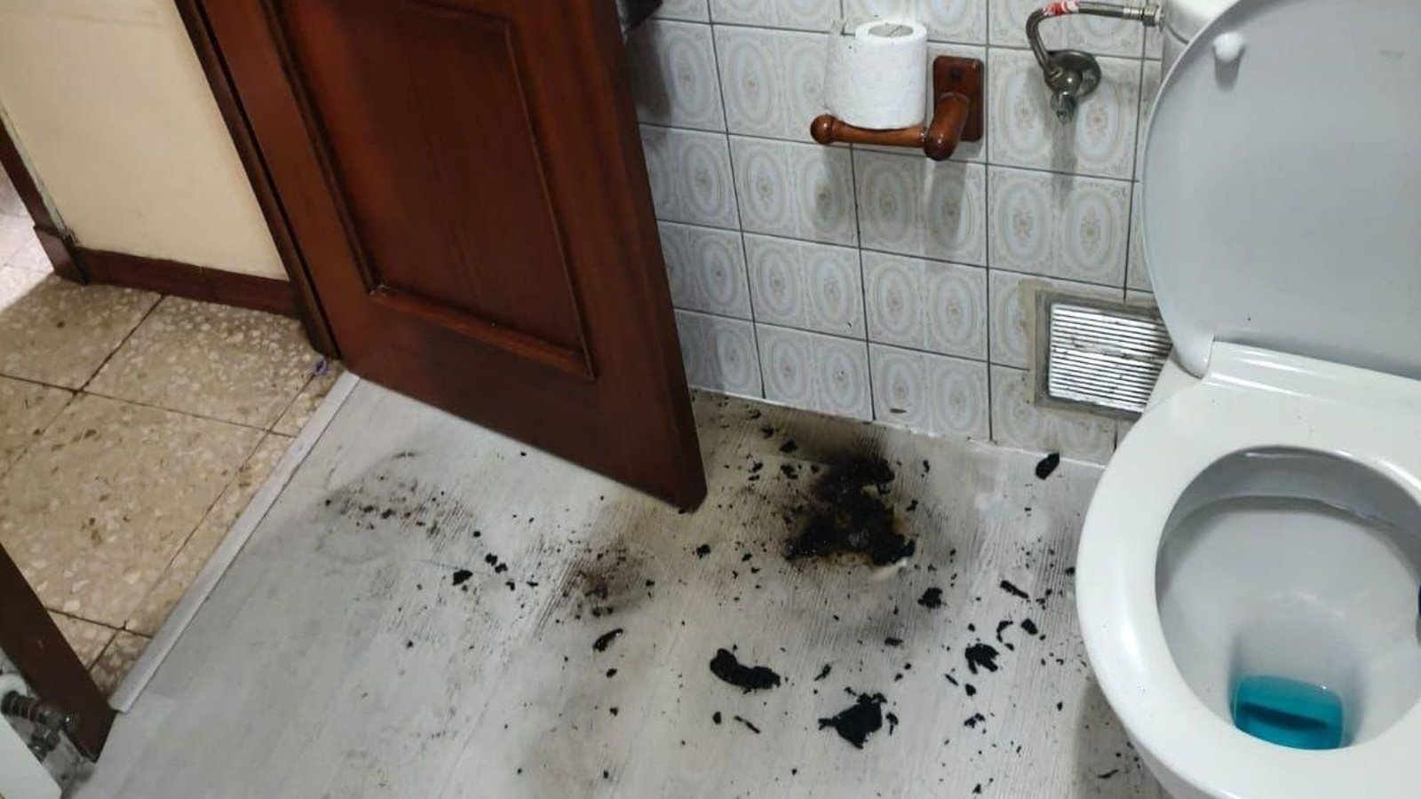 Una barra de incienso provoca un incendio en Avenida de Zamora, Ourense