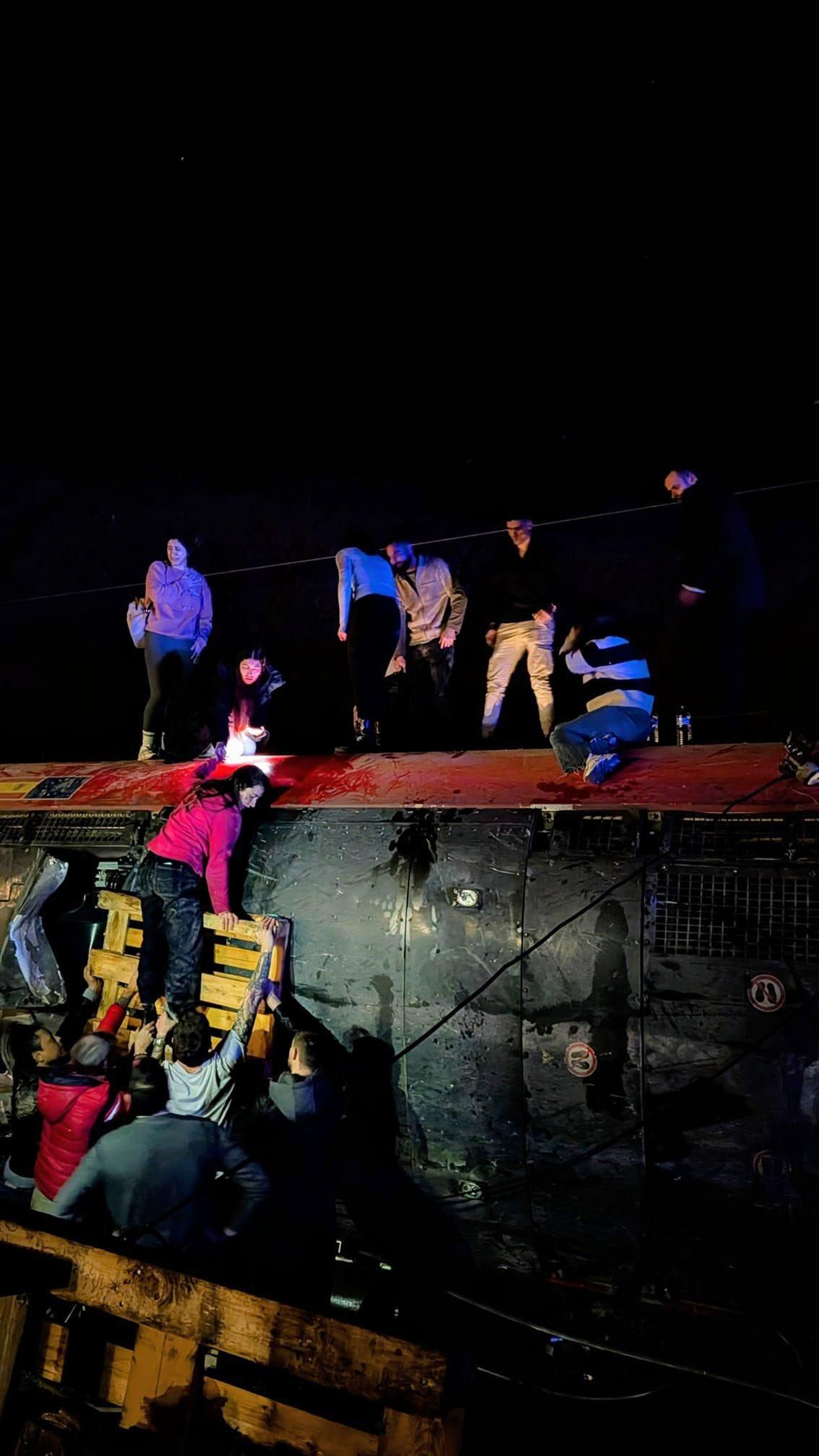 Fotos | Brutal impacto entre un tren Alvia y un Iryo en la línea de alta velocidad a la altura de Adamuz (Córdoba)