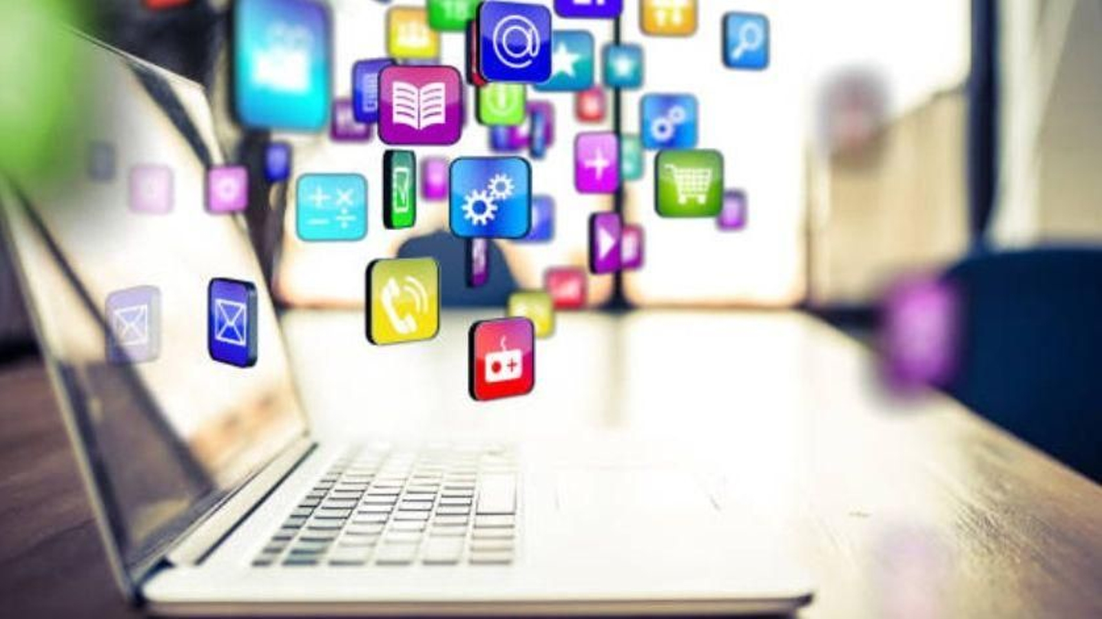 Múltiples usos de Internet.