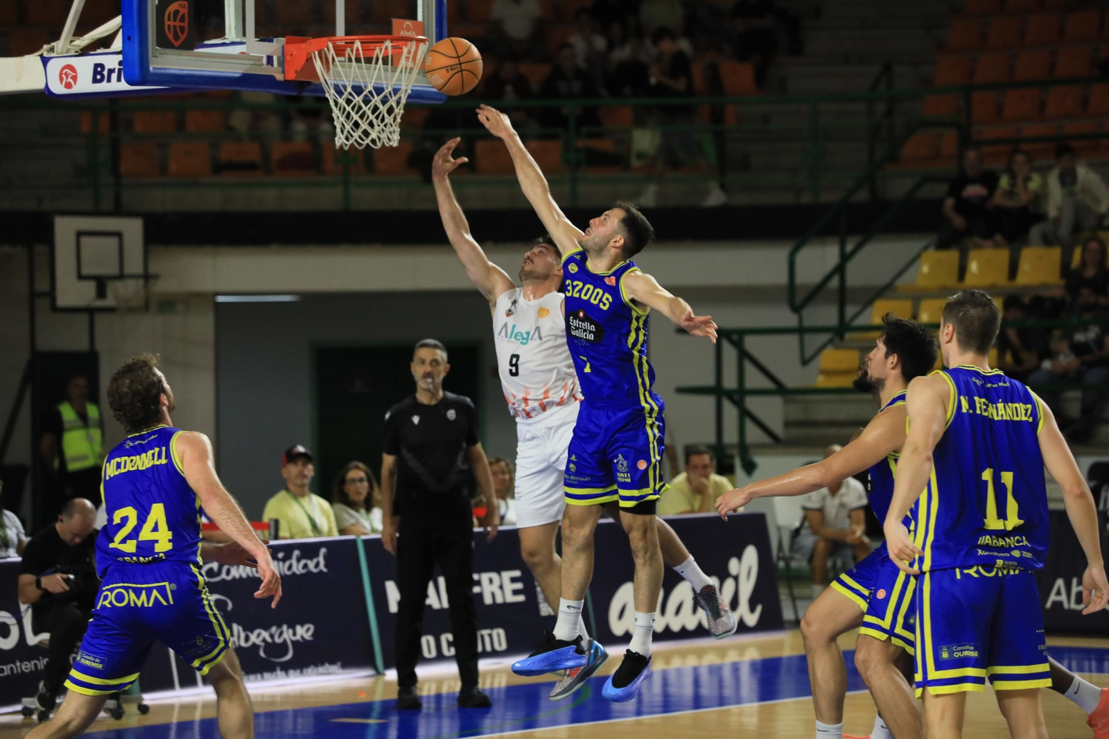 Galería | El Pazo y el COB sufren la primera derrota de la temporada ante el Cantabria