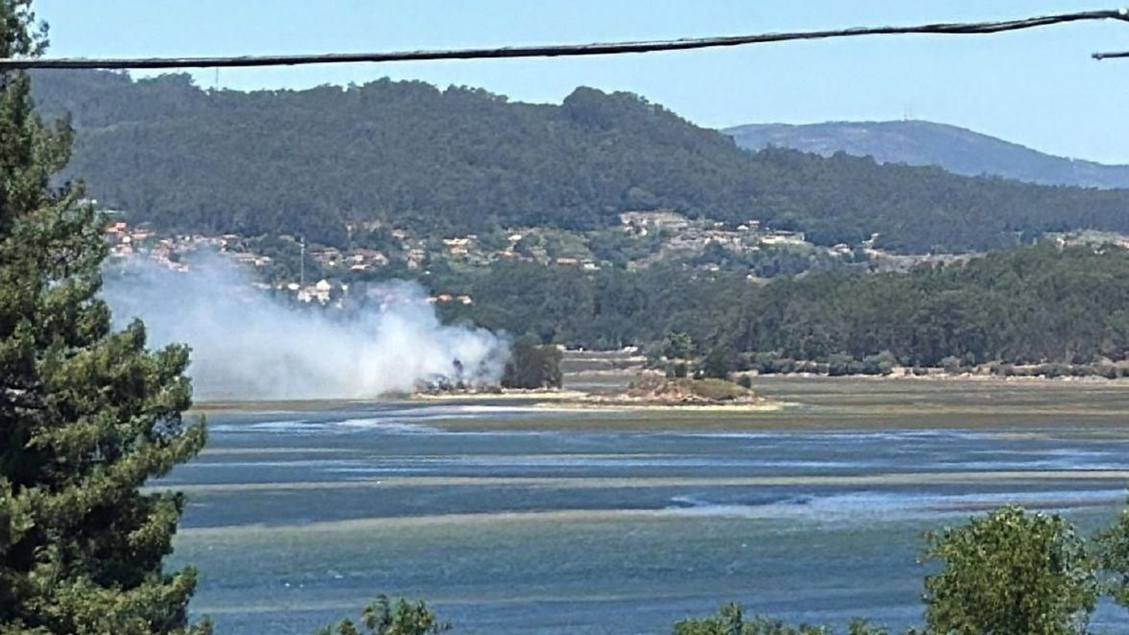 Incendio en Illas Alvedosas.