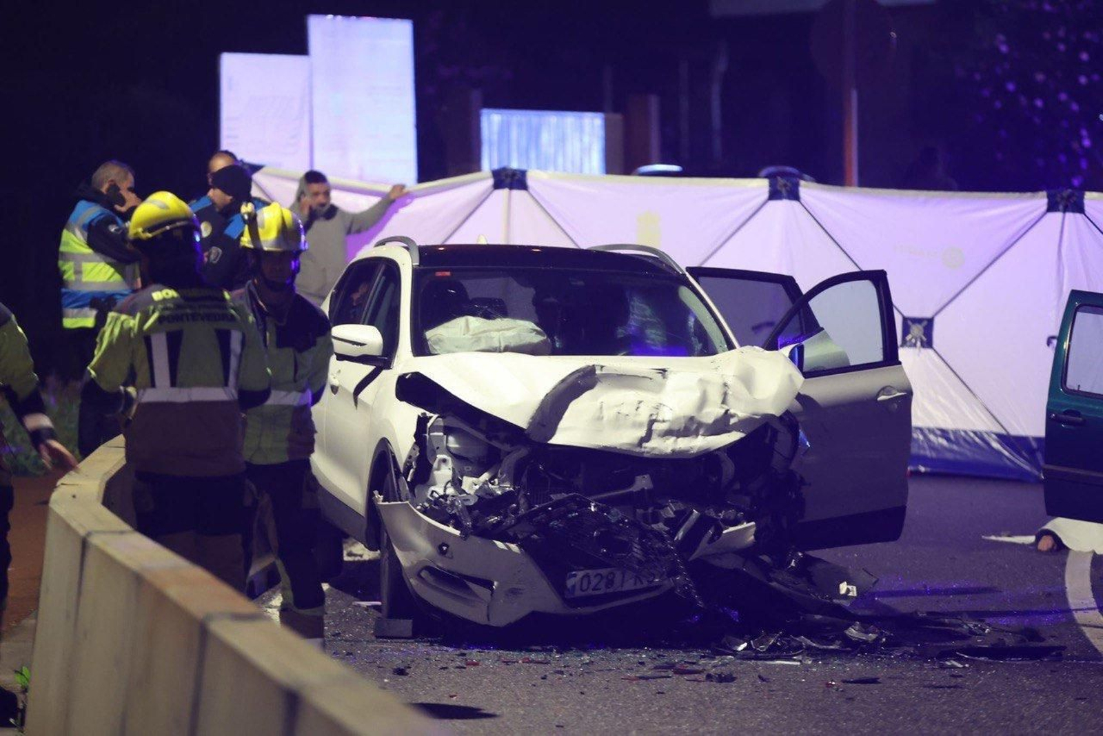 El vehículo colisionó contra otro coche al no poder esquivarlo.