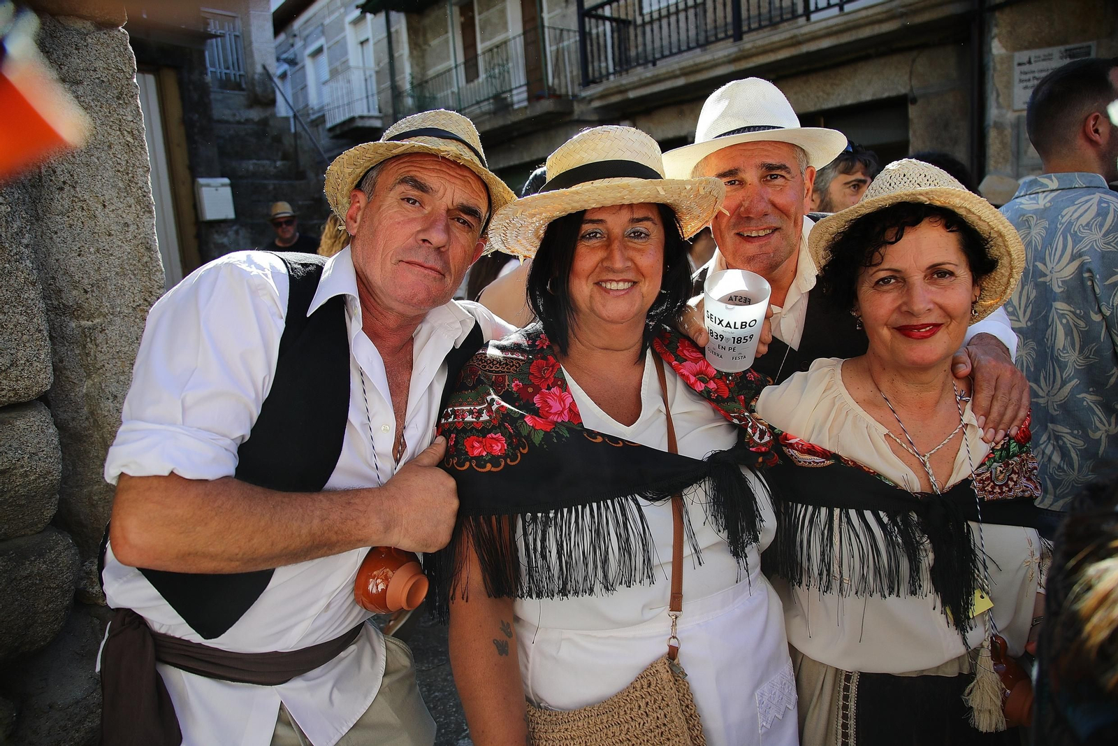 Galería | Las calles de Seixalbo regresan al siglo XIX con la Festa dos Foros, en fotos