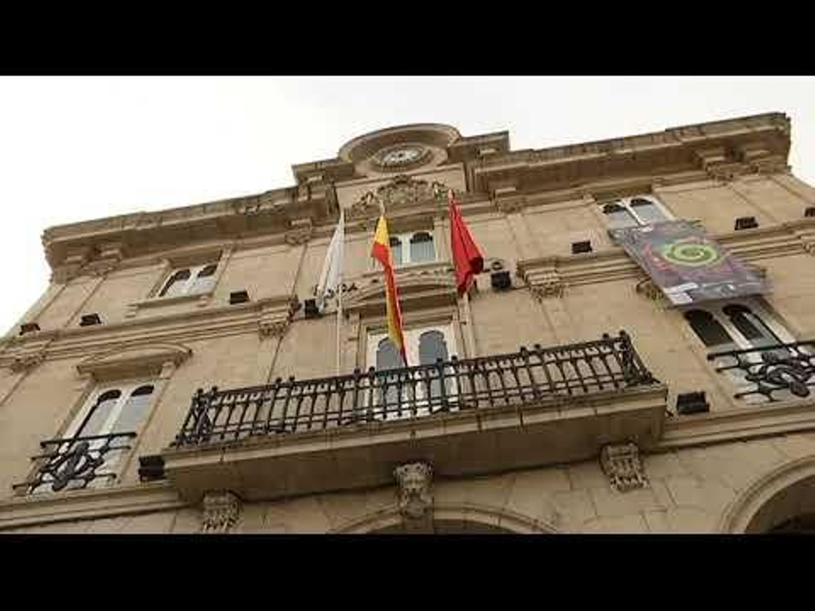 Investidura del nuevo alcalde y reparto de concejalías en el Concello