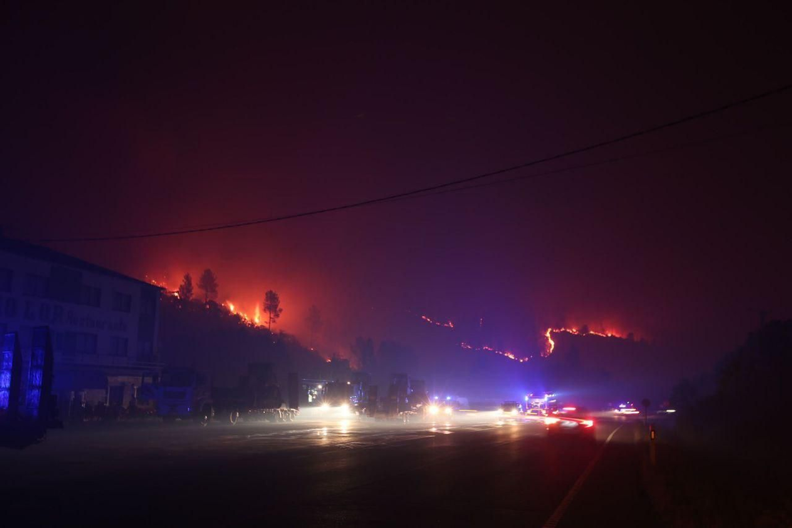 Imágenes del incendio. // Alberte