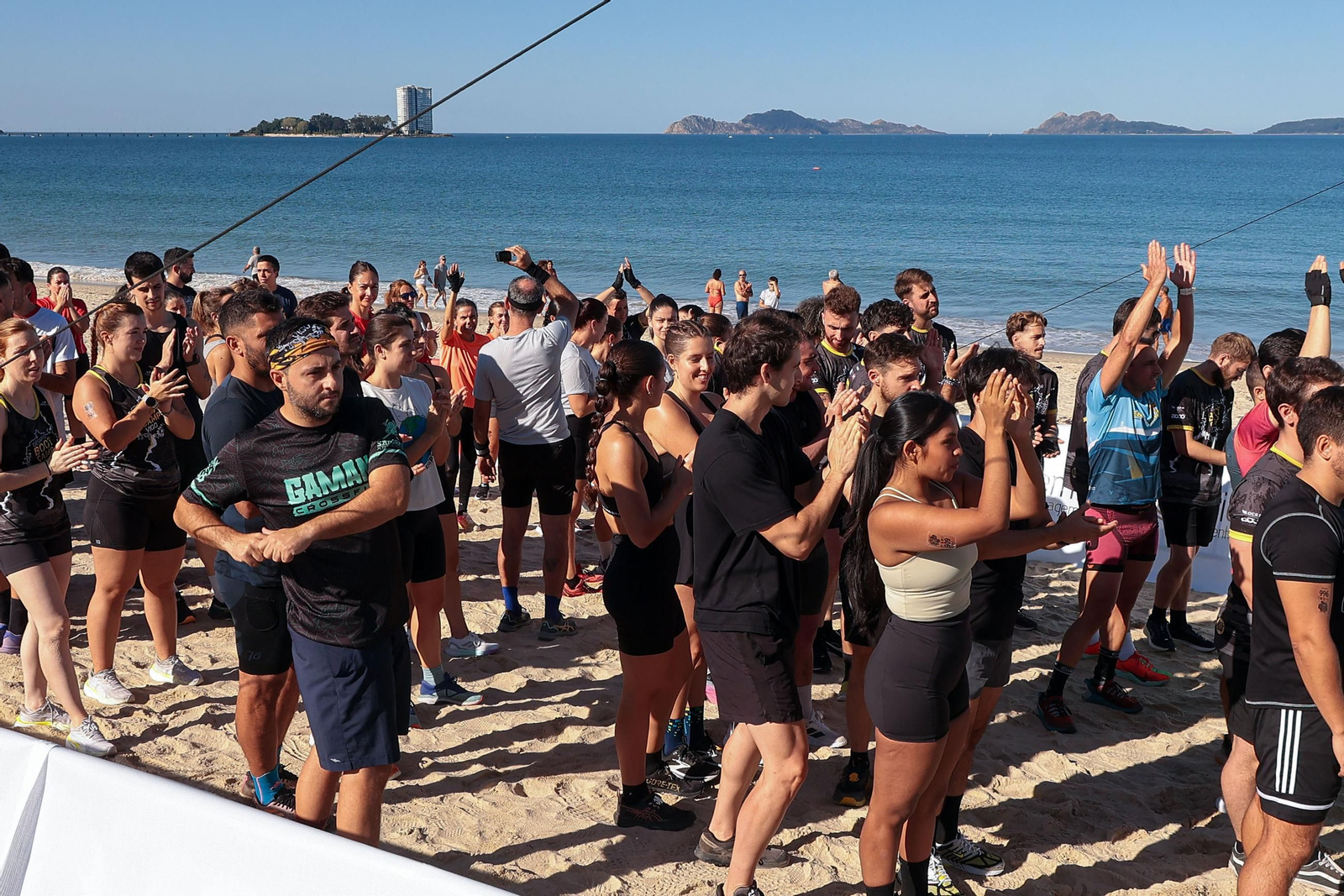 Galería | Samil se llena de deportistas por el Desafío Boot Camp