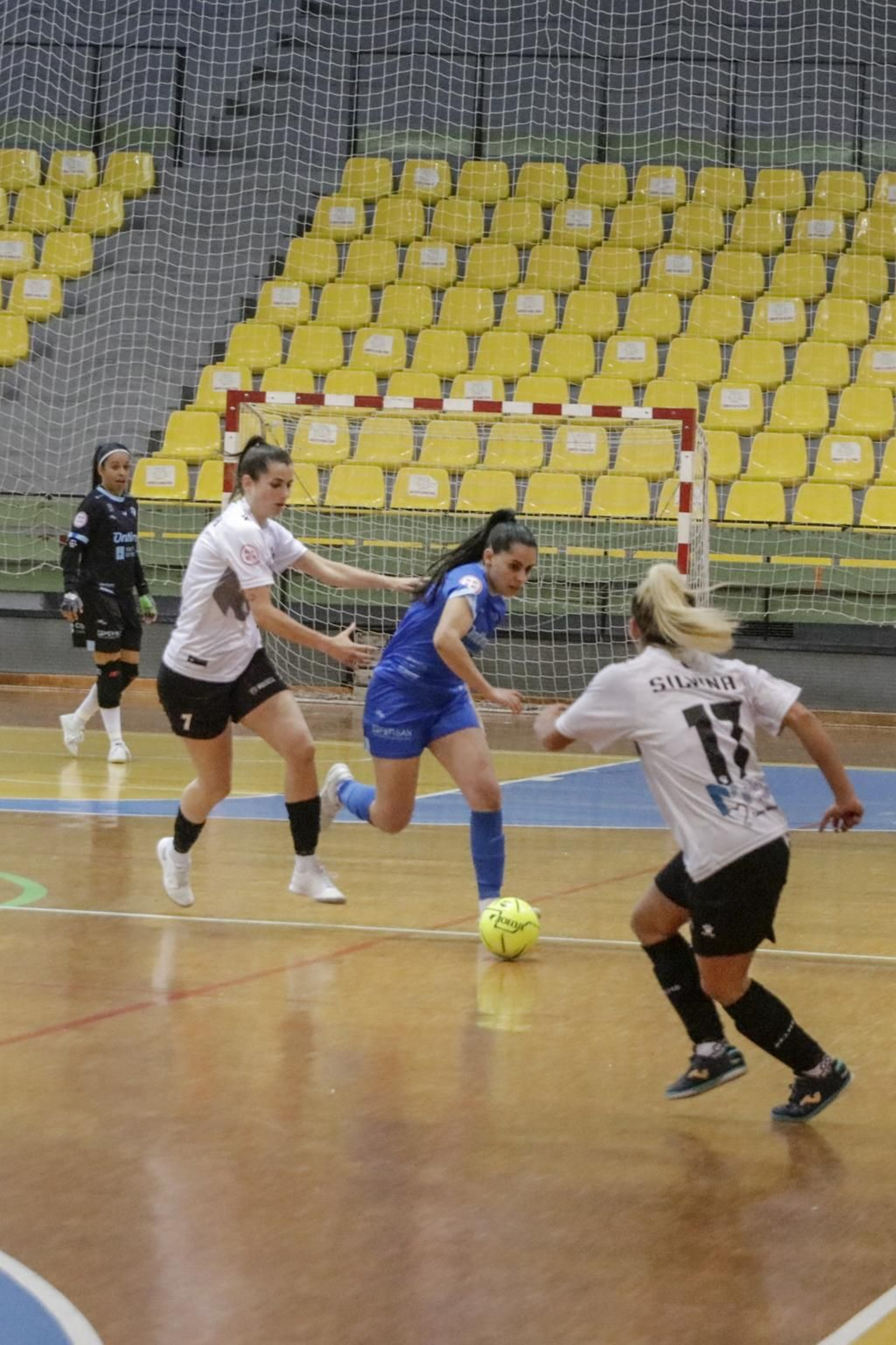 Galería | Ourense Ontime cae ante el líder