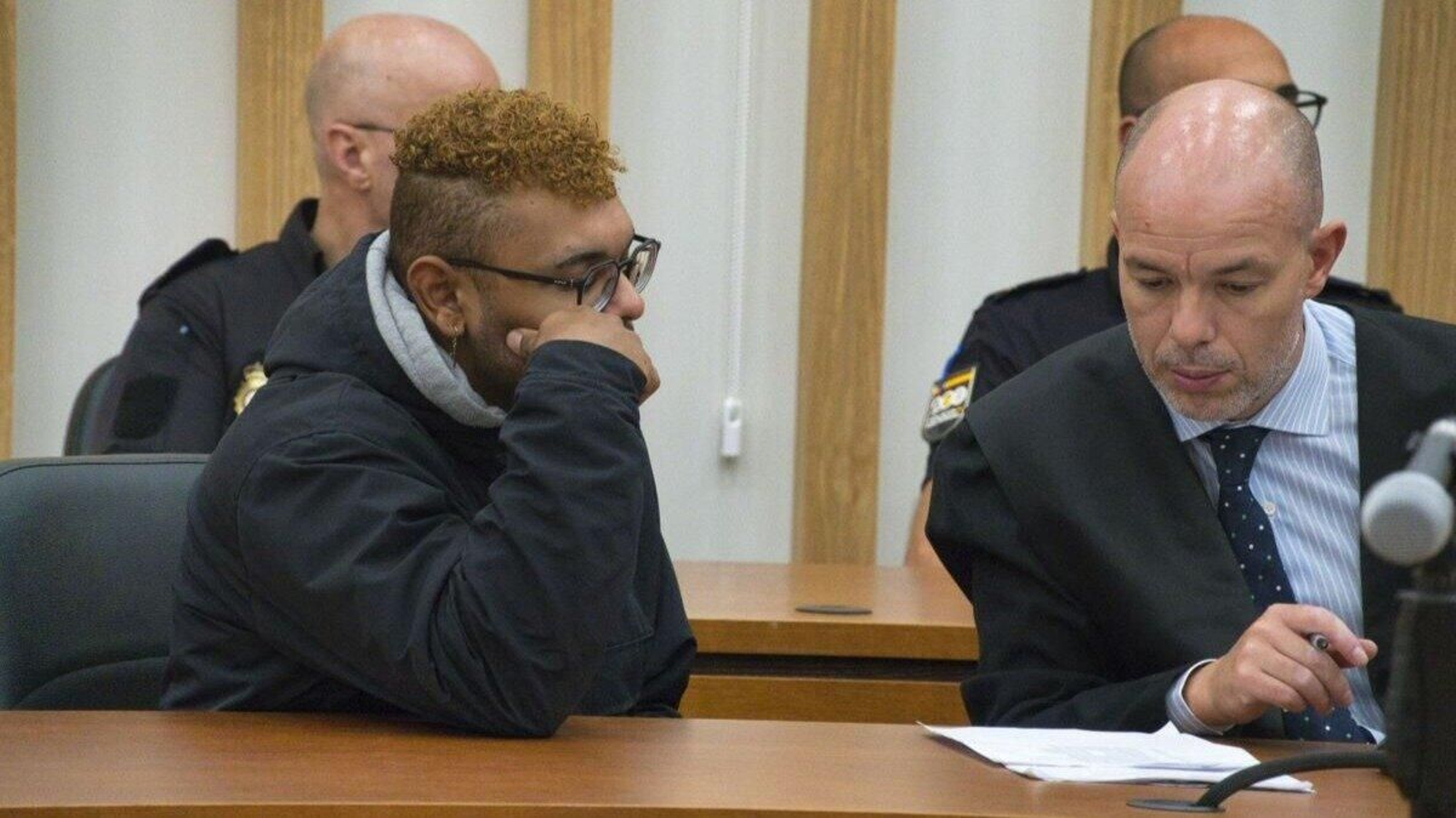 El acusado, David M.C., ayer en la macrosala de la Cidade da Xustiza.