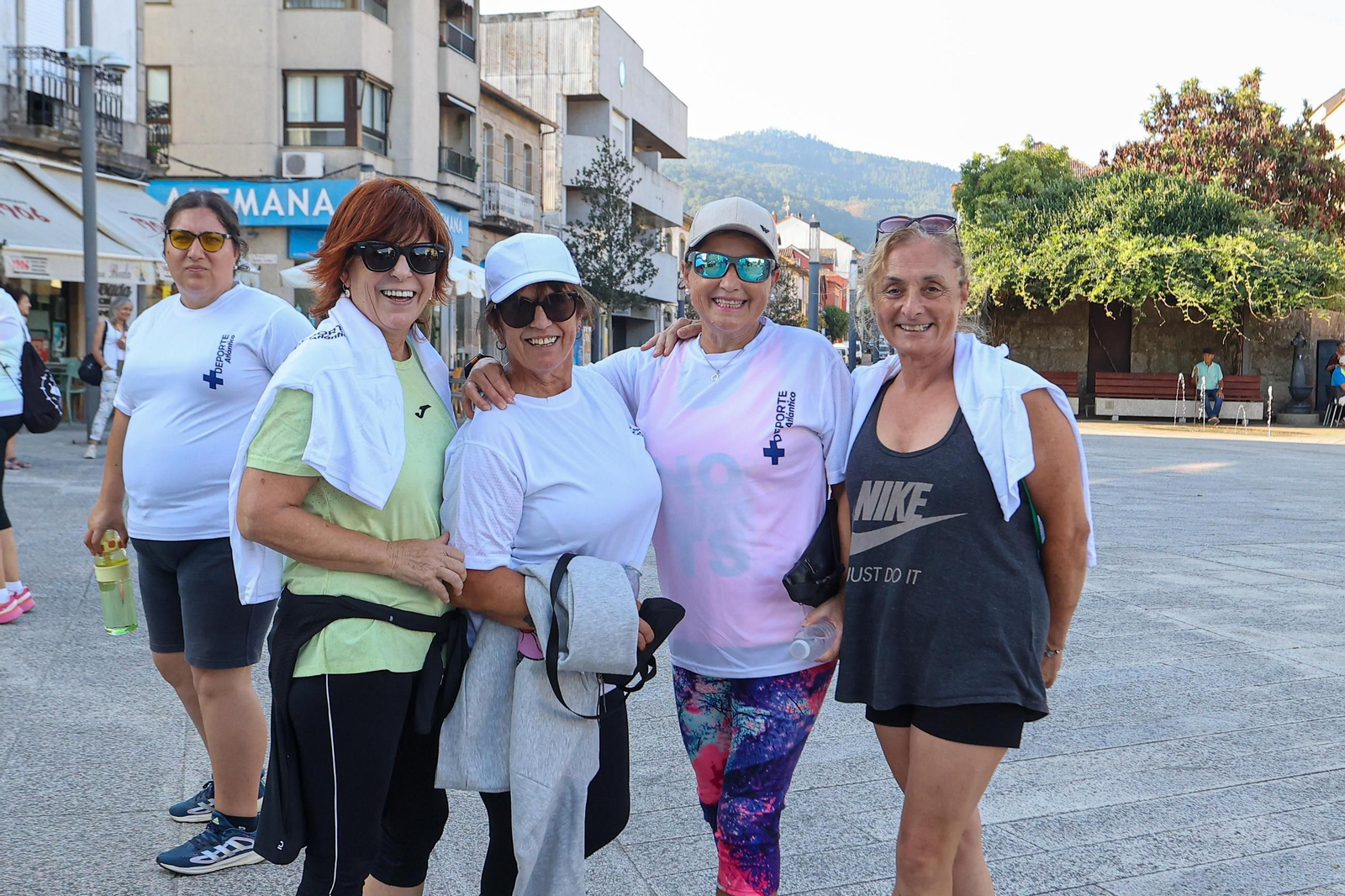 Galería | Un centenar de personas se activan con la sesión de zumba de +Deporte Atlántico