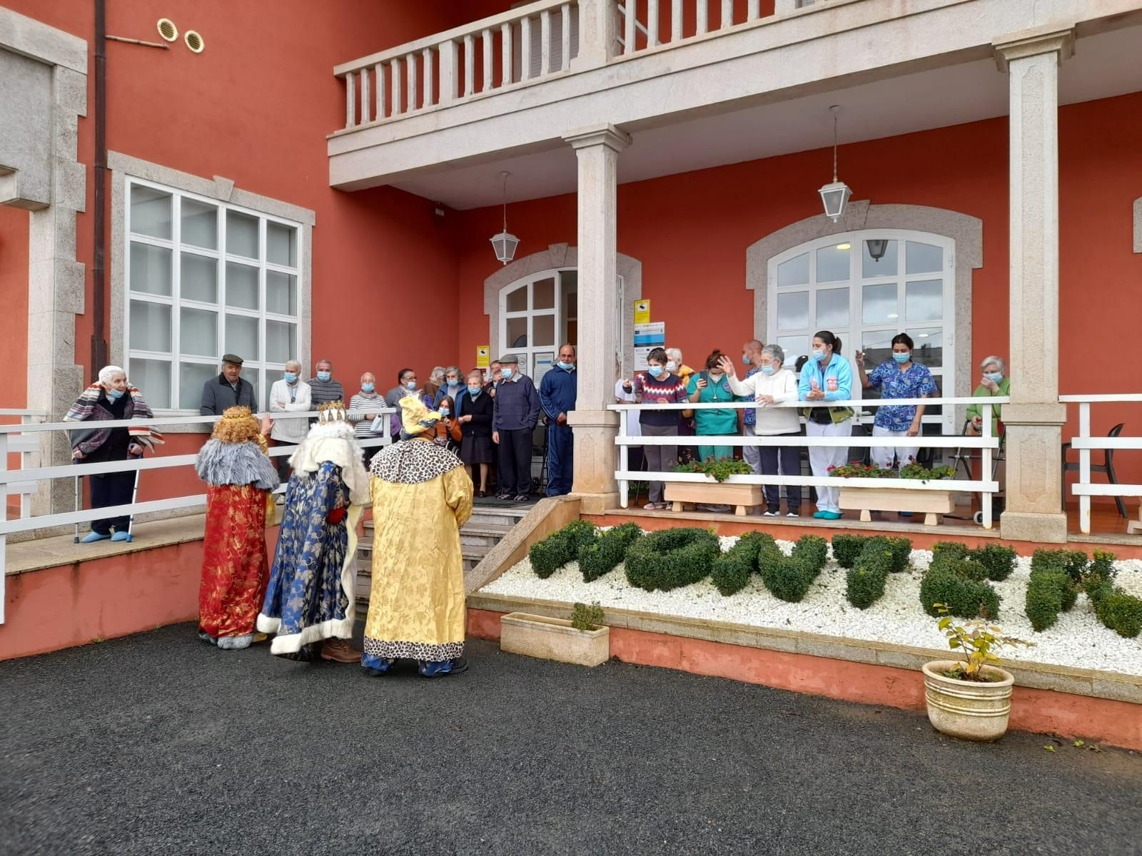 Visita en Monterrei, en la residencia de ancianos.