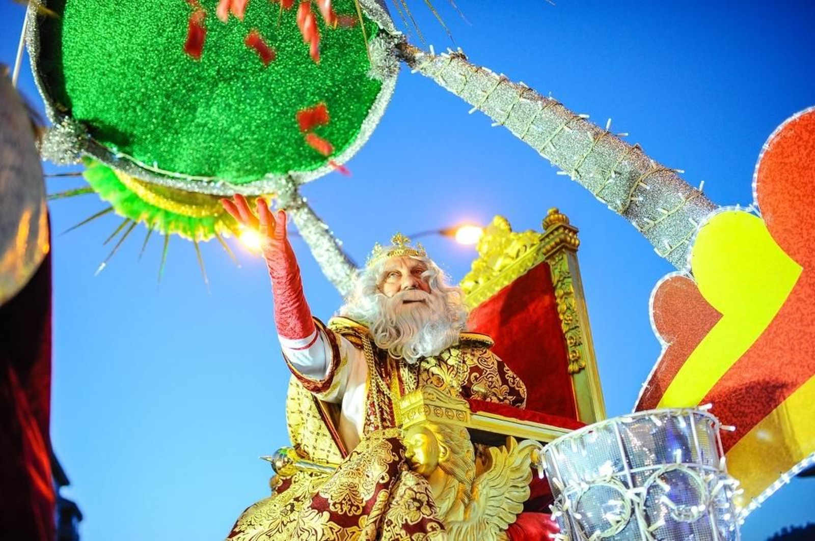 Cabalgata de los Reyes Magos en una de las ediciones anteriores (ARCHIVO)