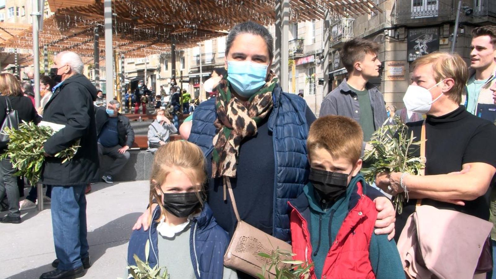 FAMILIA CRESPO CABRERA