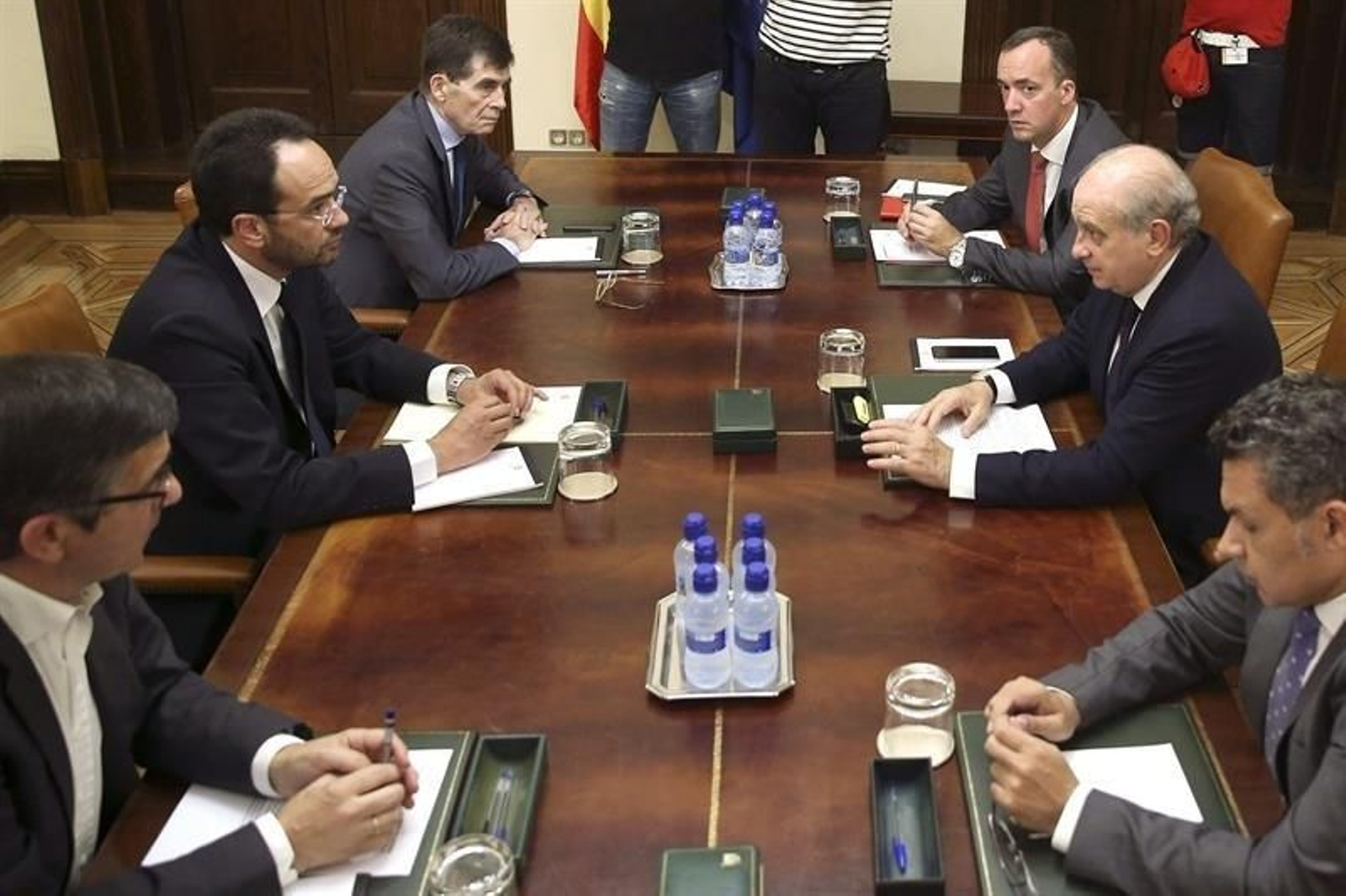 Reunión de la Comisión de Seguimiento del Pacto de Estado contra el terrorismo yihadista convocada de urgencia.