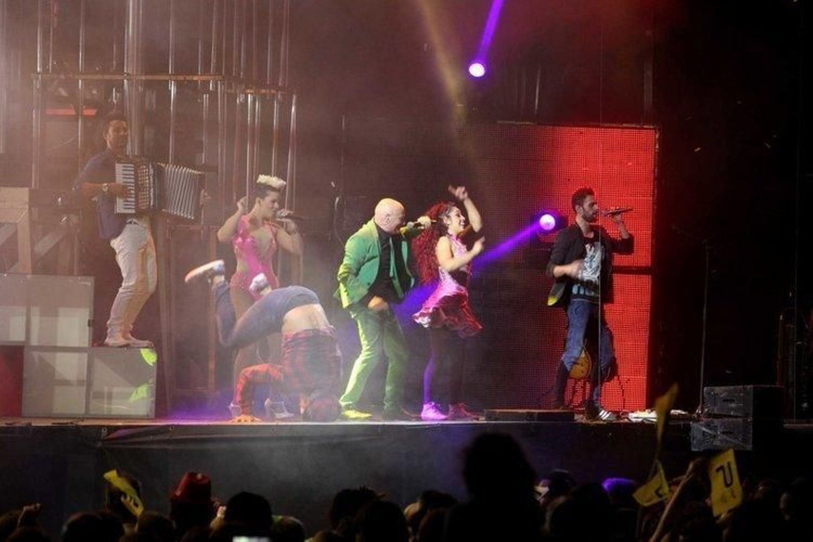 Actuación de la orquesta Panorama, una de las principales de Galicia.