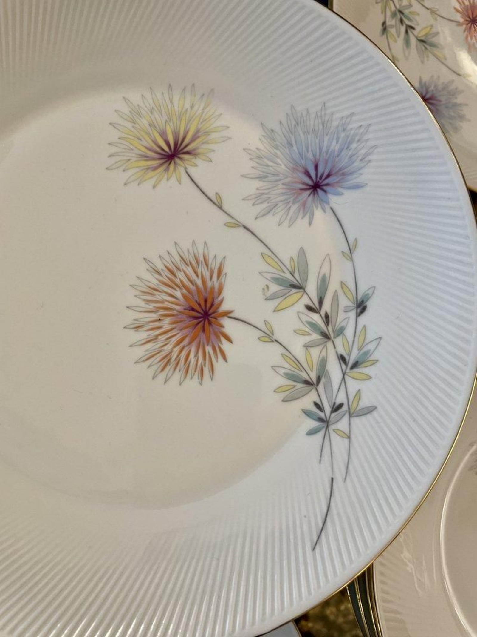 Plato decorado de una vajilla de Santa Clara