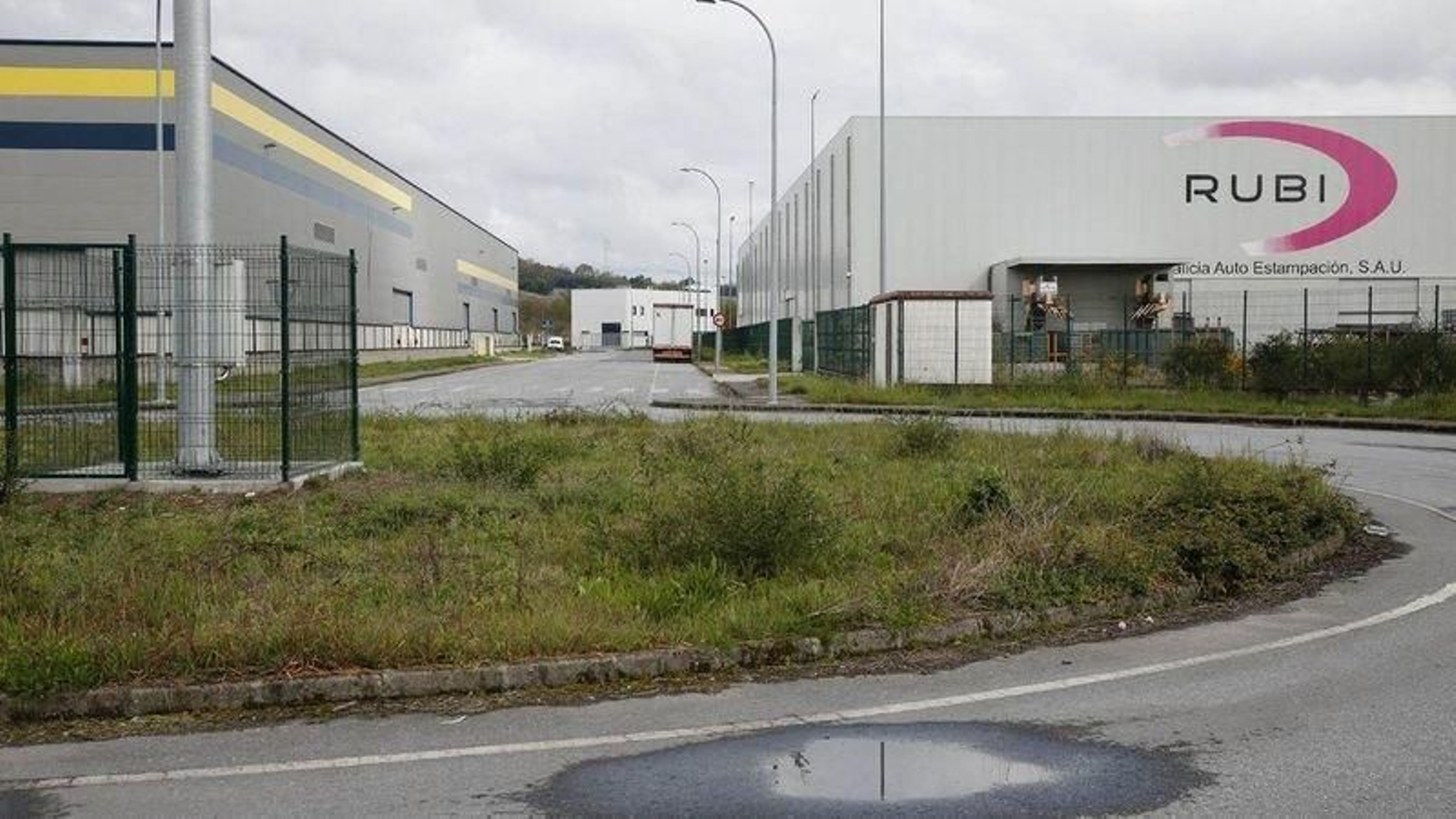 Instalaciones de la empresa, en el parque empresarial de Ribadavia, ubicado en San Cristovo.