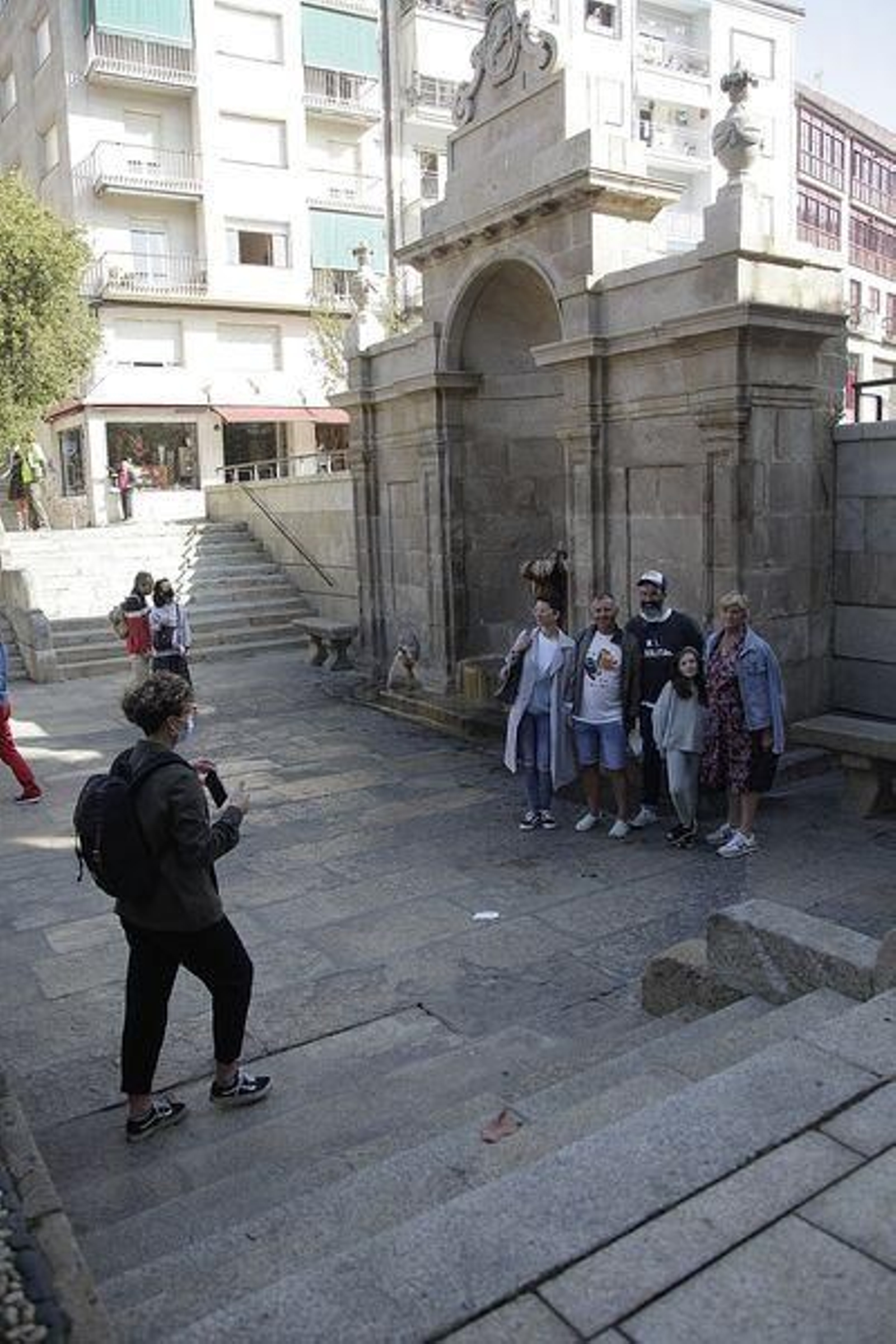 Turistas en Ourense este martes festivo