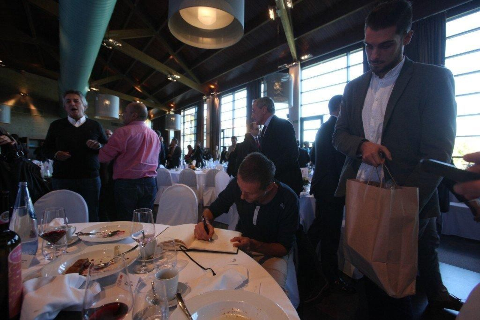 Karel de Beule, en el Foro La Región - 29