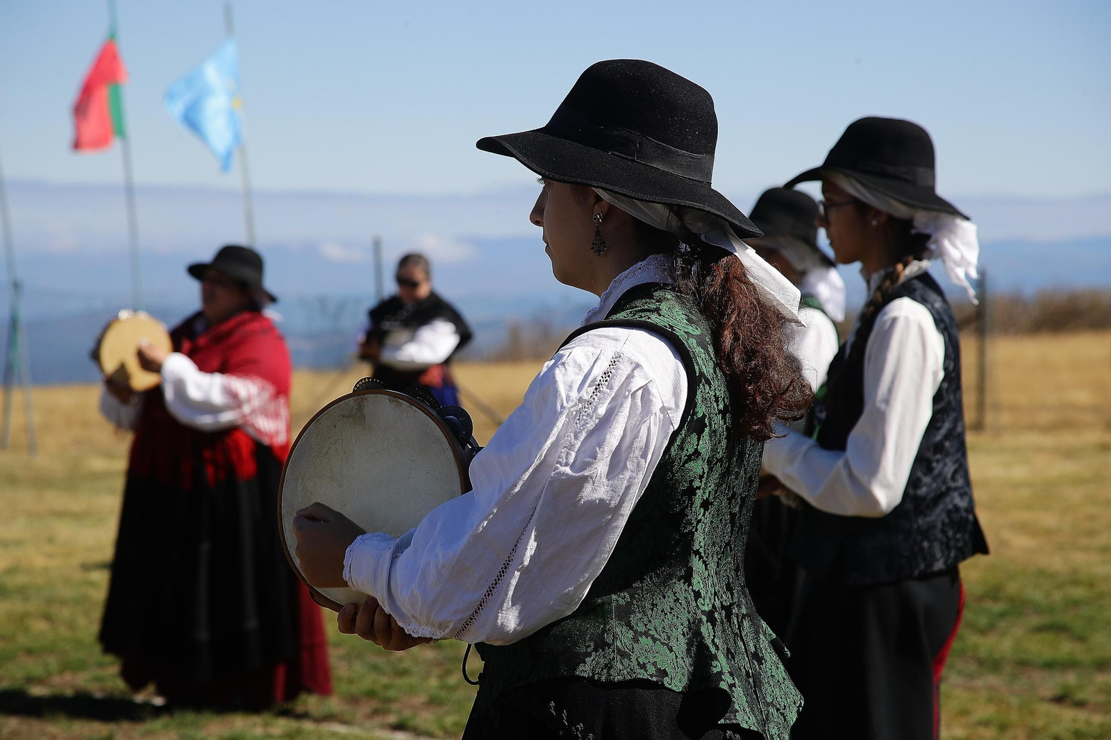 Galería | Manzaneda vuelve a disfrutar de un fin de semana donde las gaitas fueron protagonistas