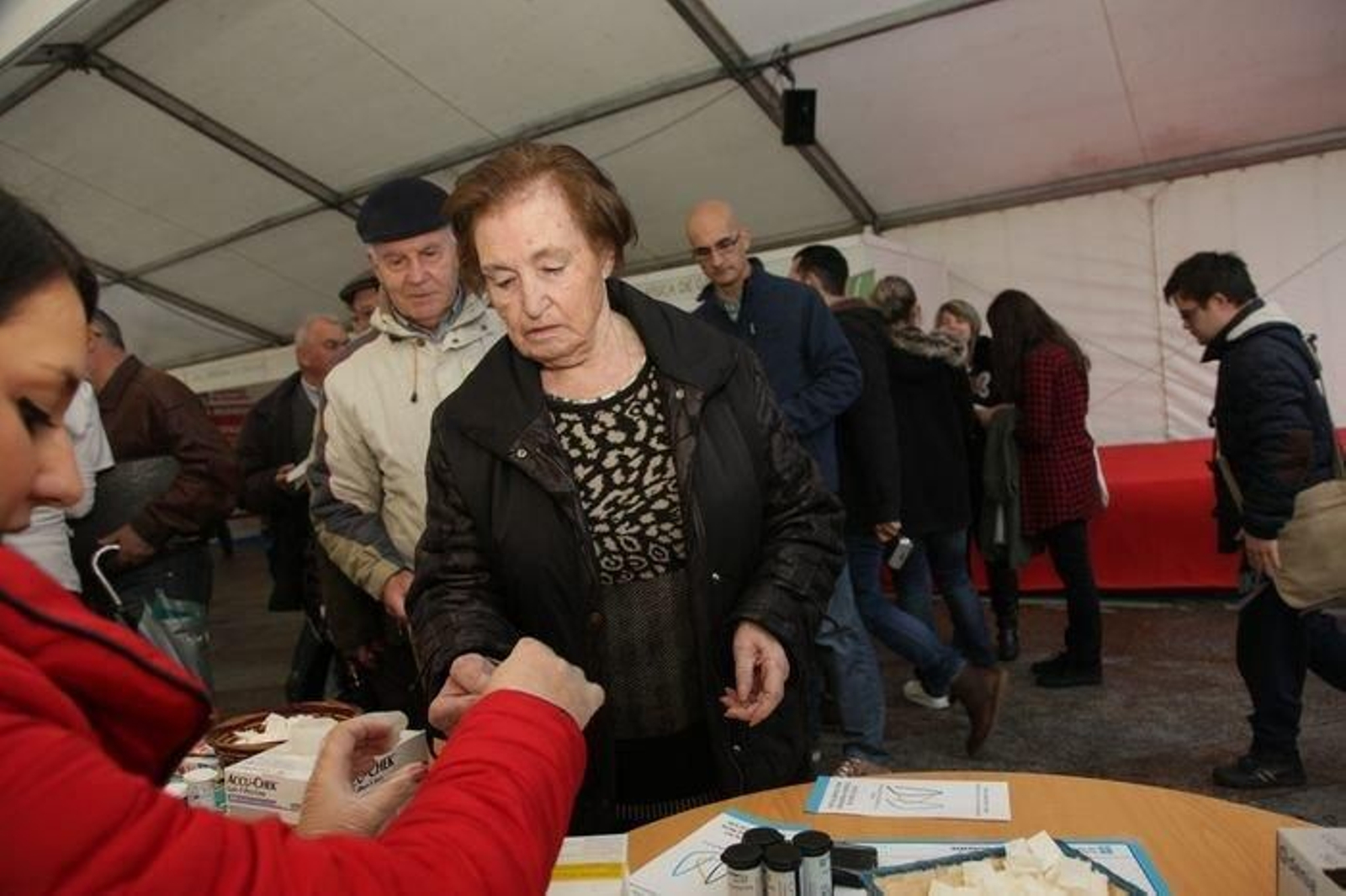 Ourense. 12-04-2016. Feira da Saúde. Paz