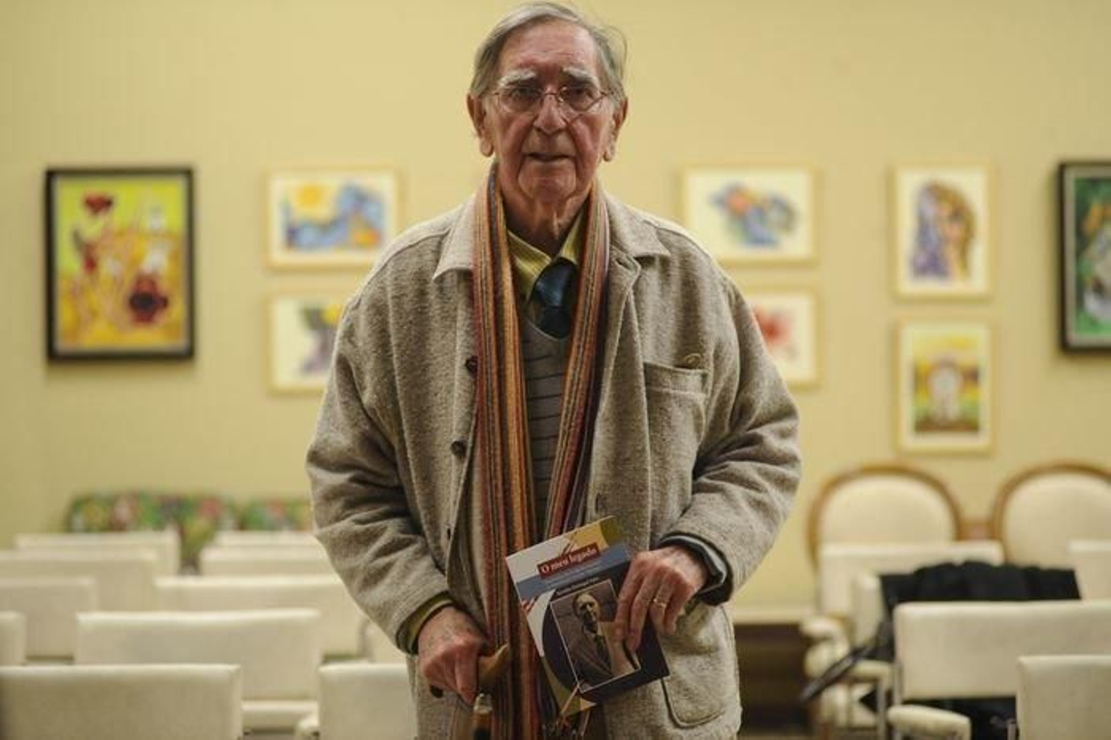 El escritor Serafín Portugal.