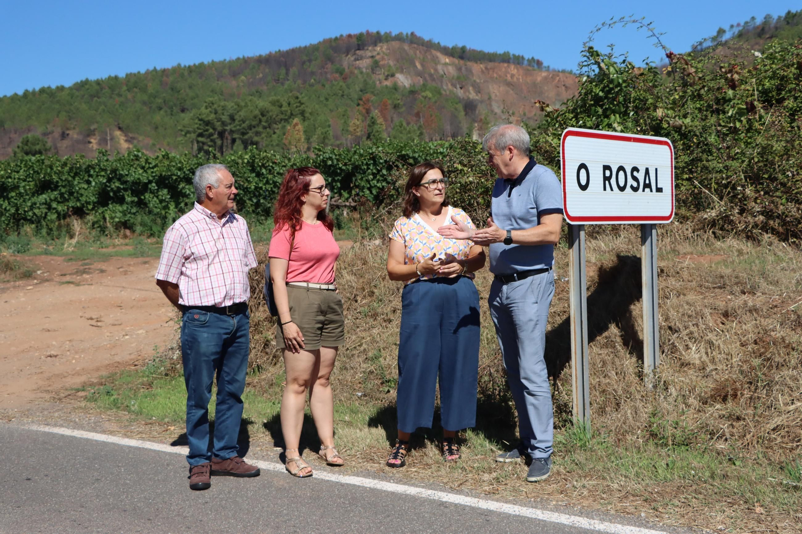 Los representantes institucionales visitaron O Rosal.