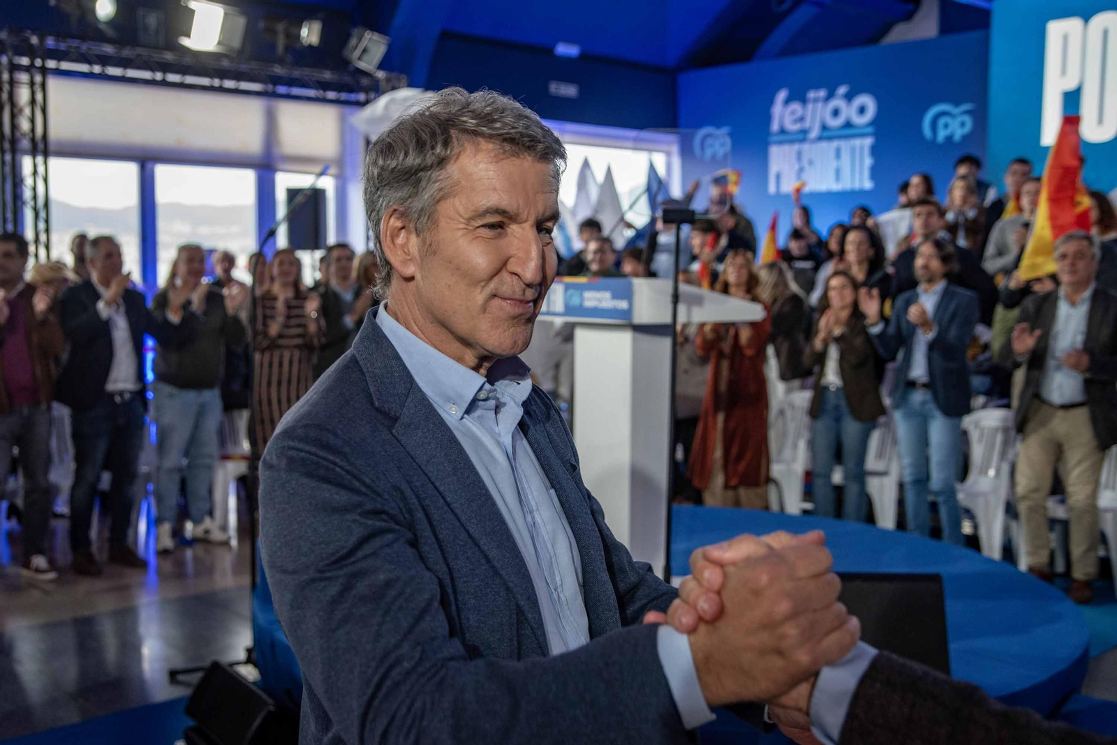 Galería | Feijóo hace parada en Vigo con la precampaña electoral del 29-N