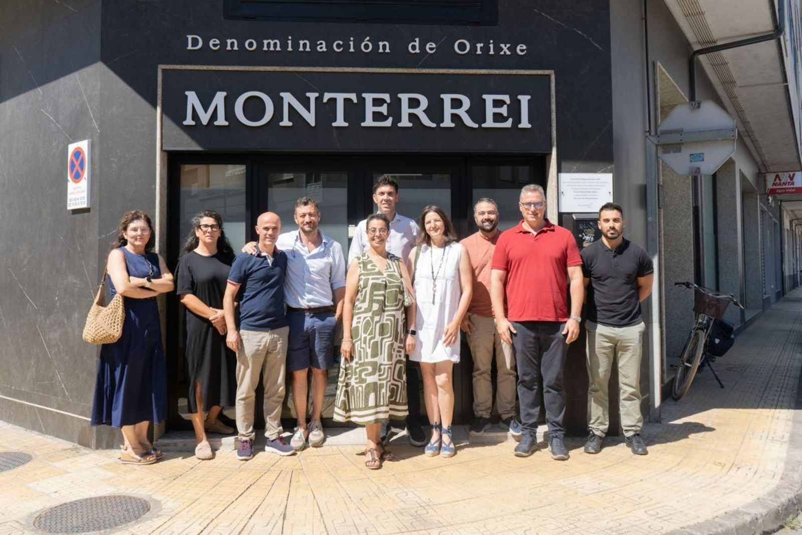 Integrantes del comité de cata y del Consello Regulador de la D. O. Monterrei.