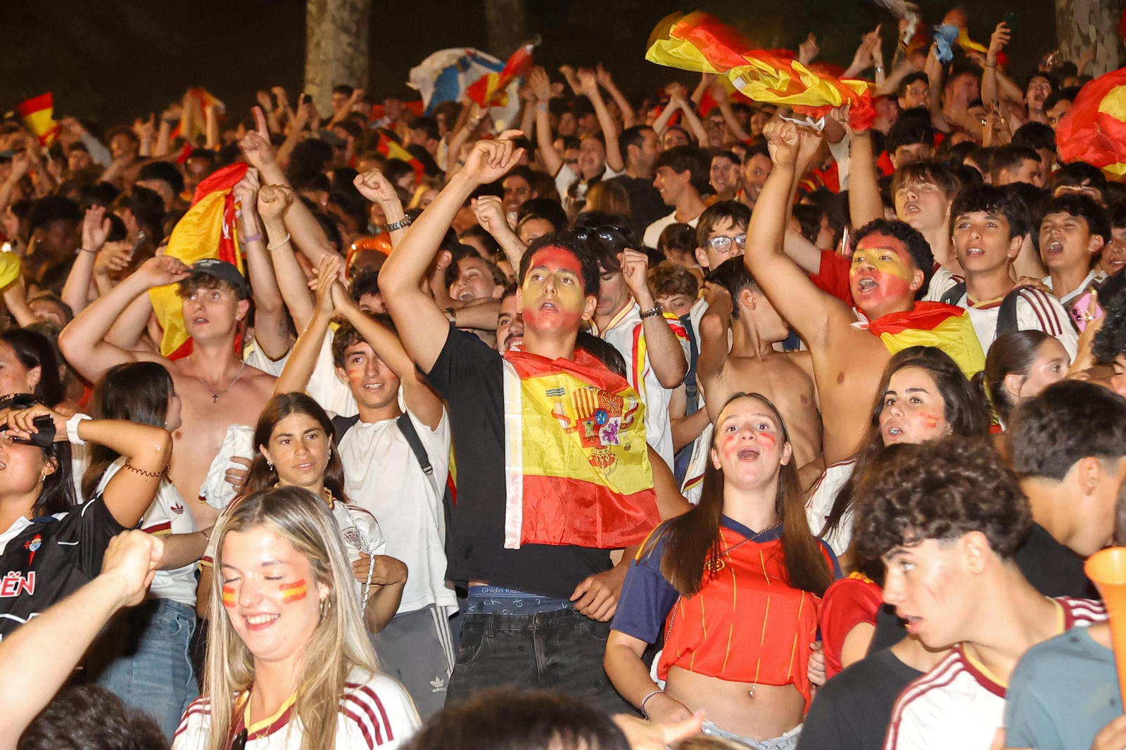 Galería | Vigo celebra la victoria de España en el Mundial 2026